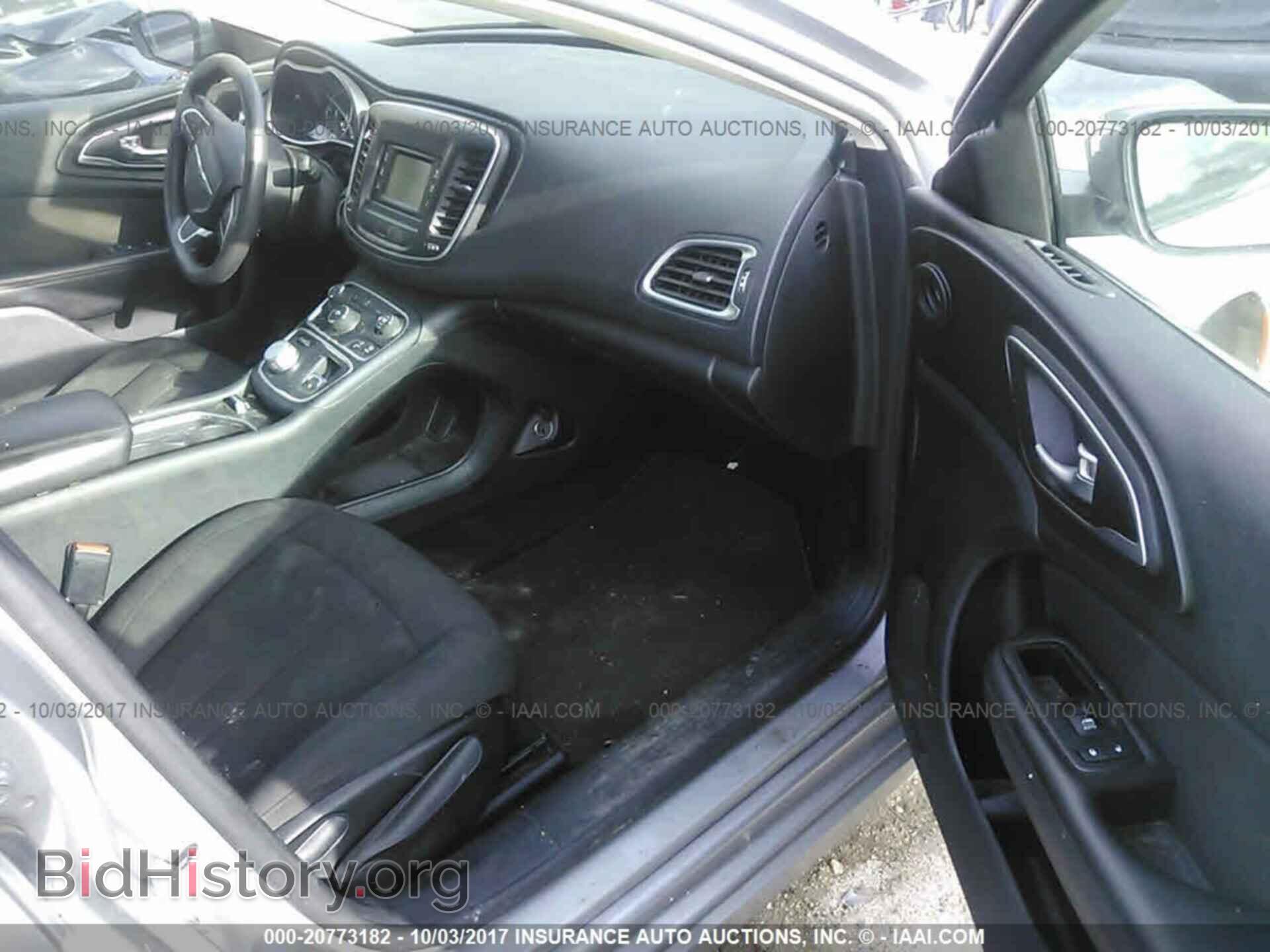 2015 Chrysler 200 - VIN: 1C3CCCAB9FN578670 - Photo 5
