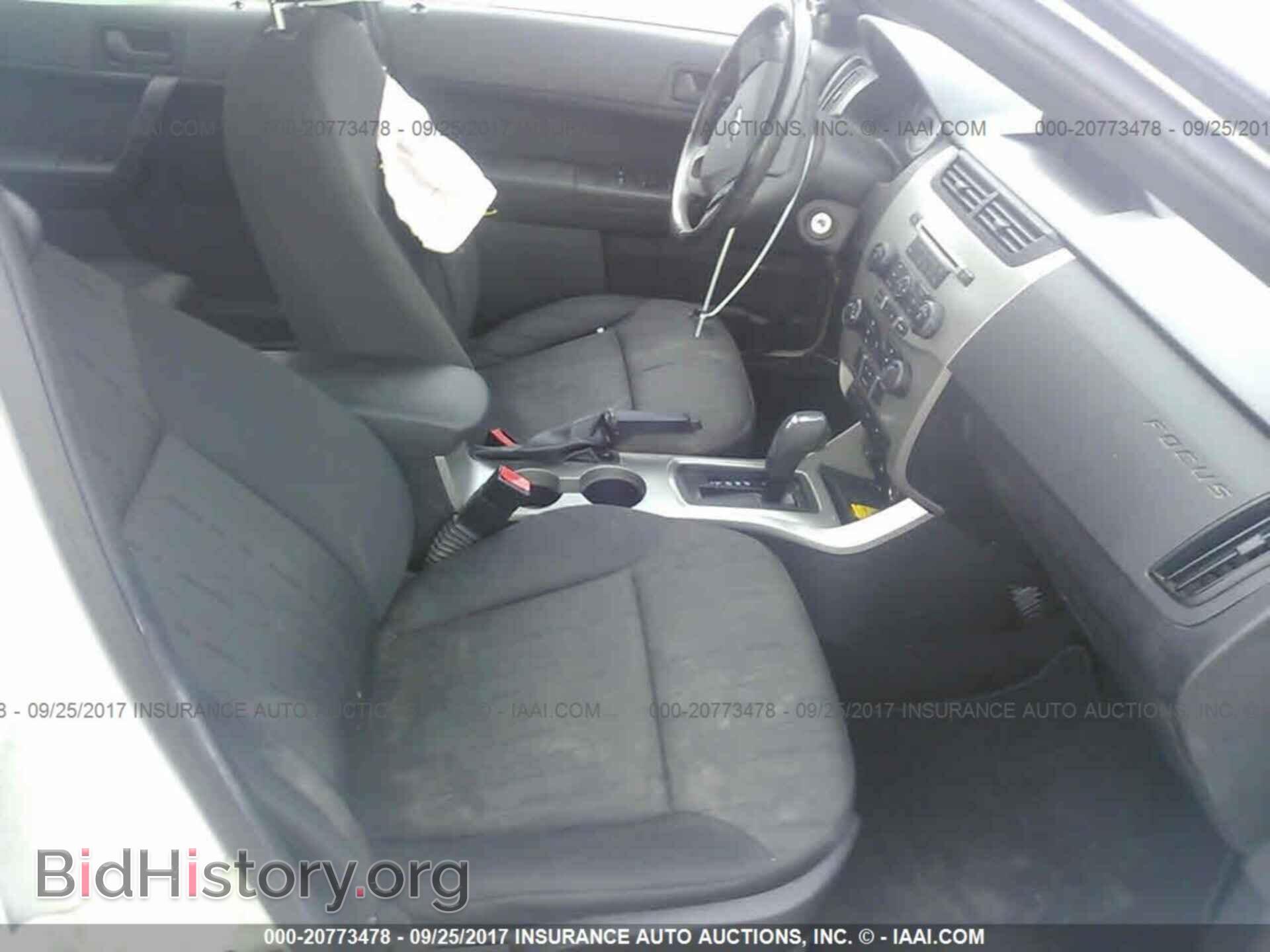 2011 Ford Focus - VIN: 1FAHP3FN8BW179459 - Photo 5