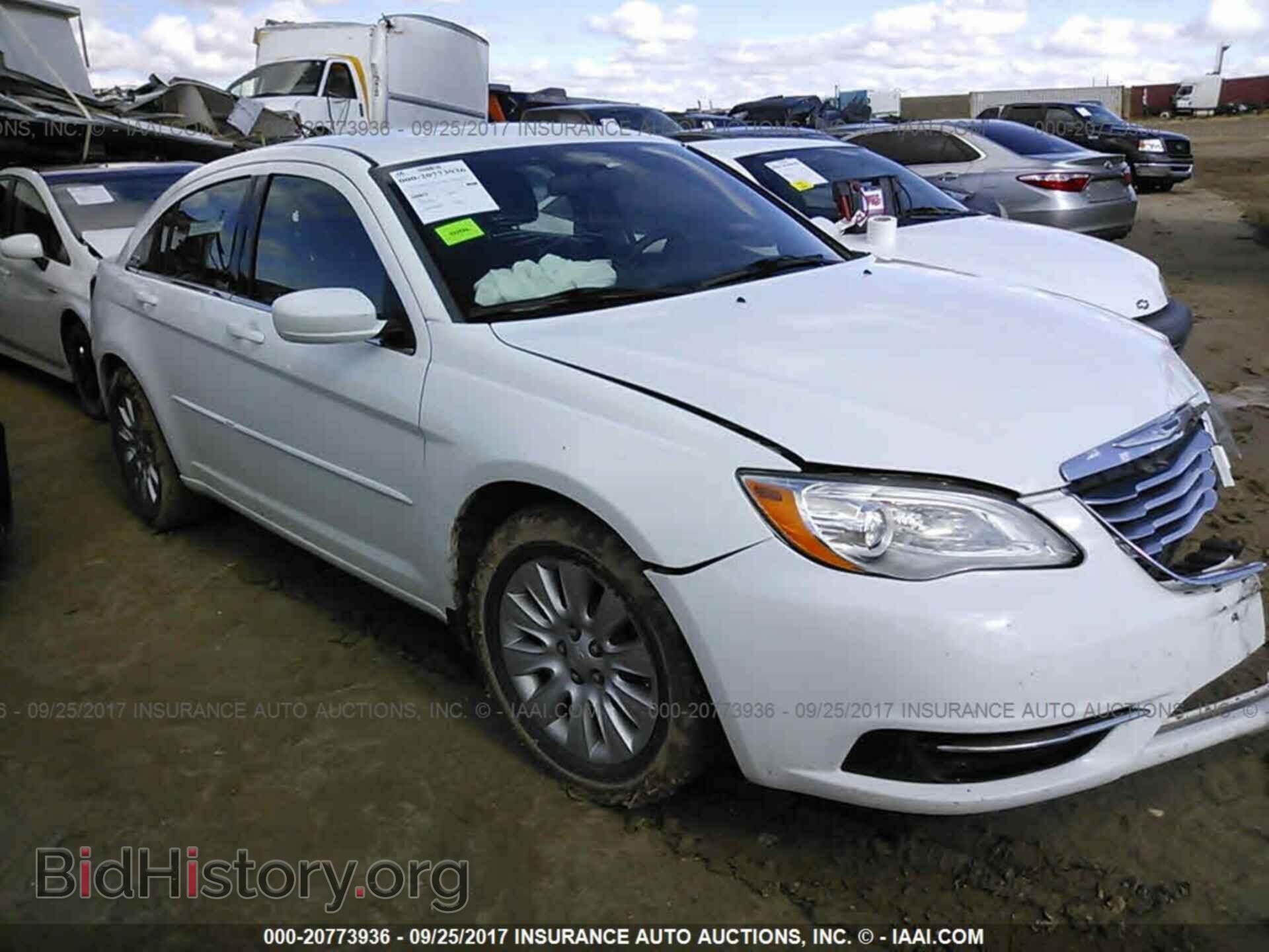 Фотография 1C3CCBAB6EN238384 - Chrysler 200 2014