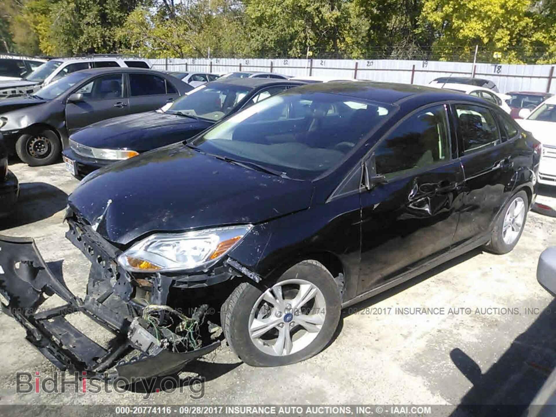 2013 Ford Focus - VIN: 1FADP3F21DL222225 - Photo 2