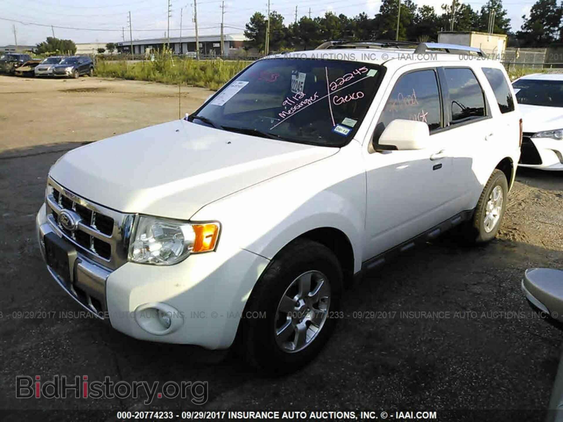 2012 Ford Escape - VIN: 1FMCU0EG5CKA30574 - Photo 2