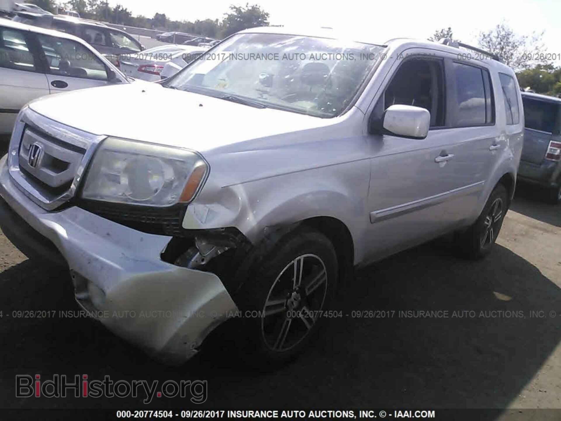 2011 Honda Pilot - VIN: 5FNYF4H51BB021131 - Фото 2
