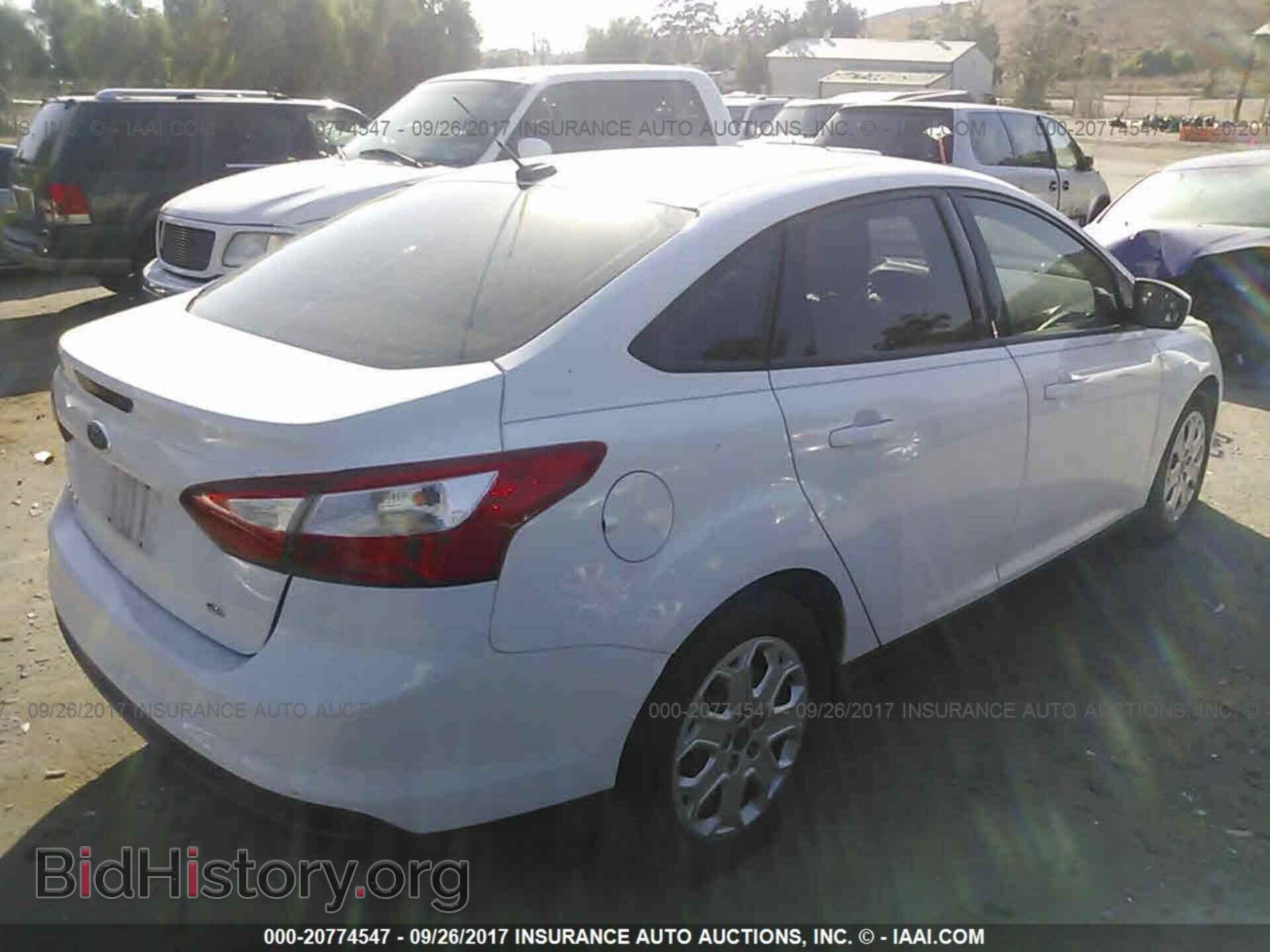 2012 Ford Focus - VIN: 1FAHP3F25CL195370 - Фото 4
