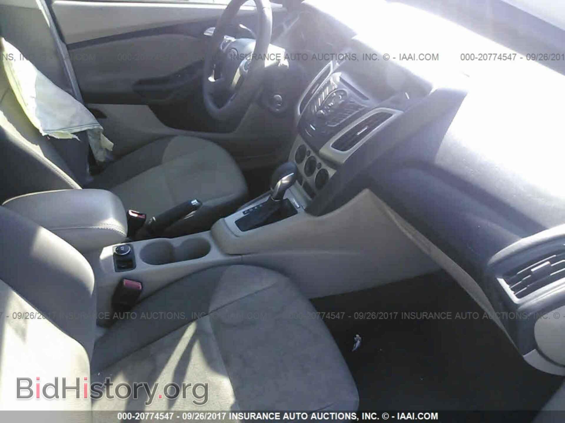 2012 Ford Focus - VIN: 1FAHP3F25CL195370 - Фото 5