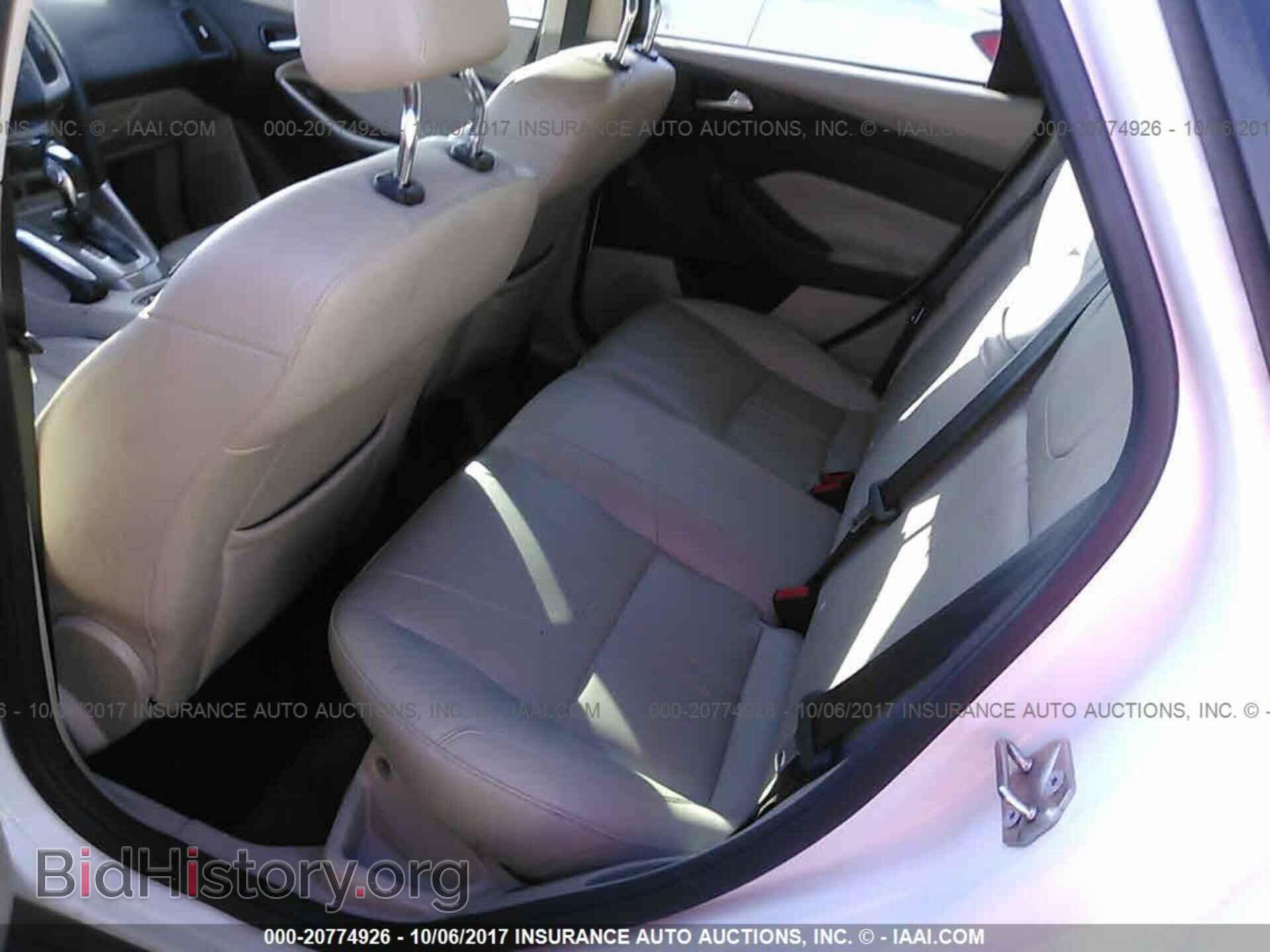 2012 Ford Focus - VIN: 1FAHP3H22CL295651 - Photo 8