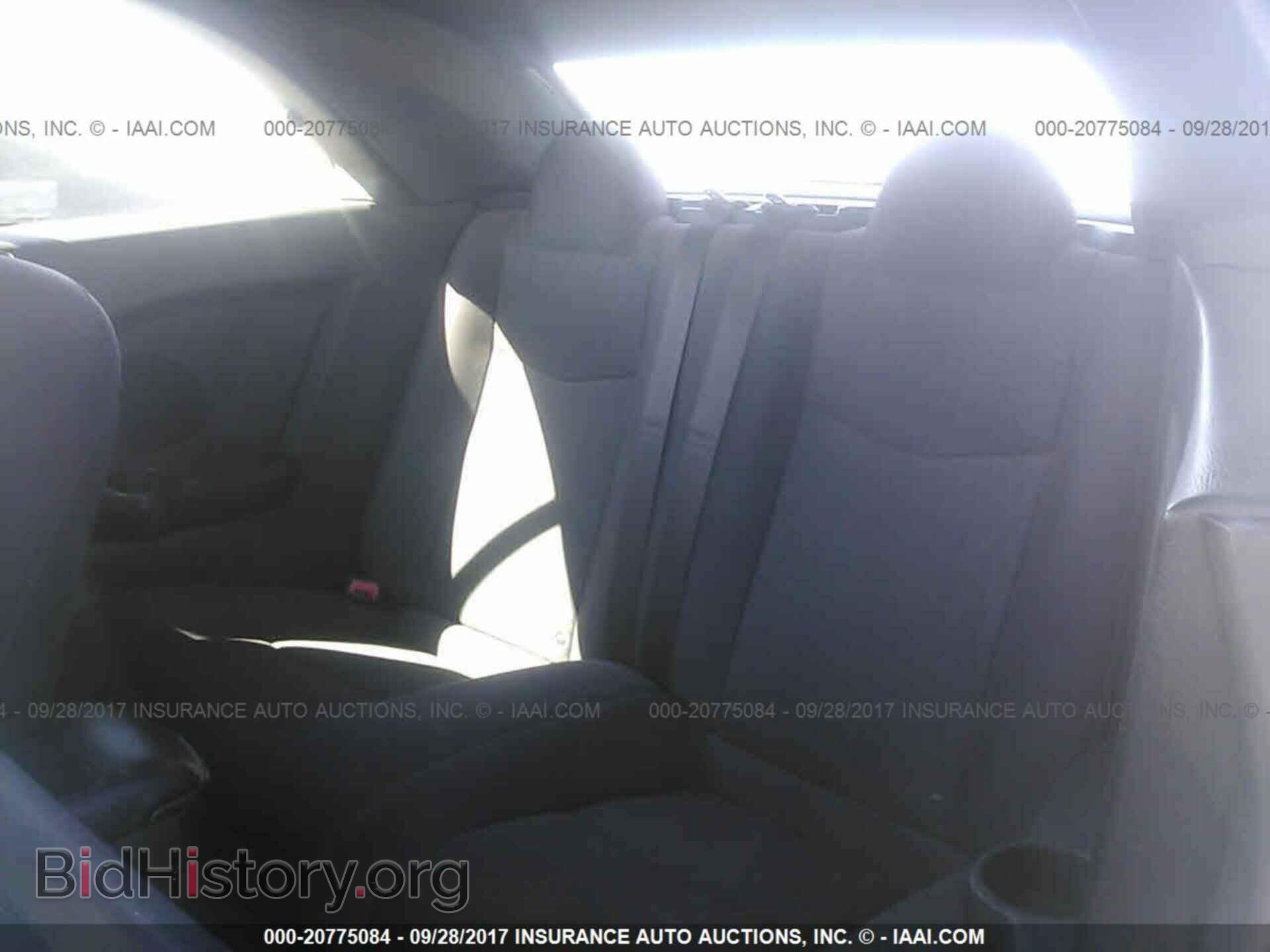 2012 Chrysler 200 - VIN: 1C3BCBEG3CN281482 - Photo 8