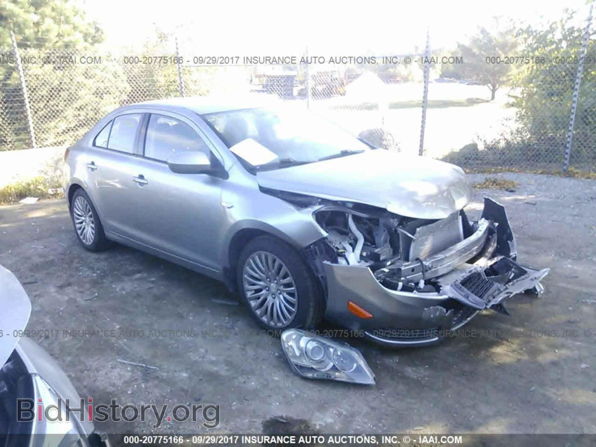 Фотография JS2RF9A36C6101313 - Suzuki Kizashi 2012