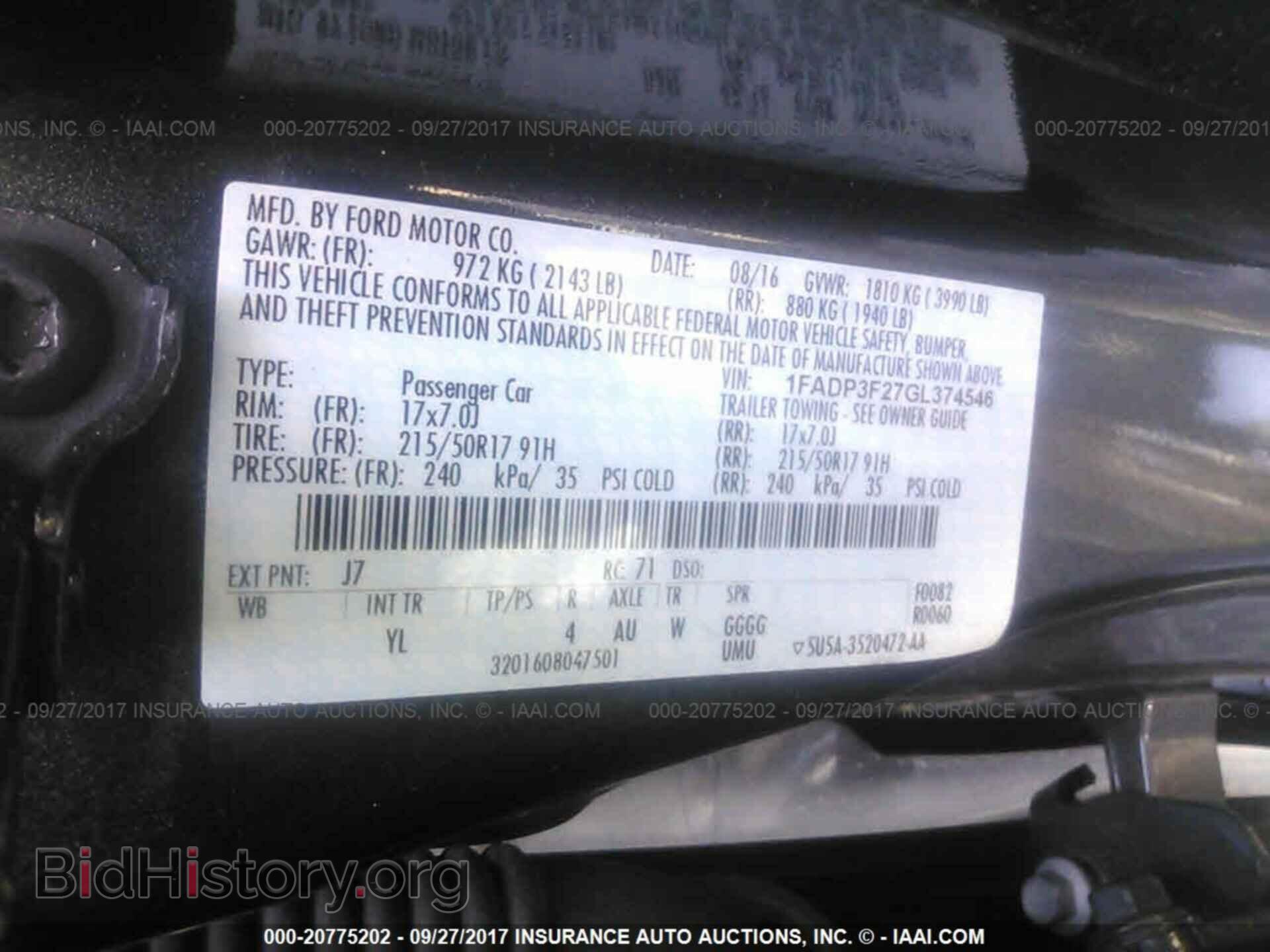 2016 Ford Focus - VIN: 1FADP3F27GL374546 - Photo 9