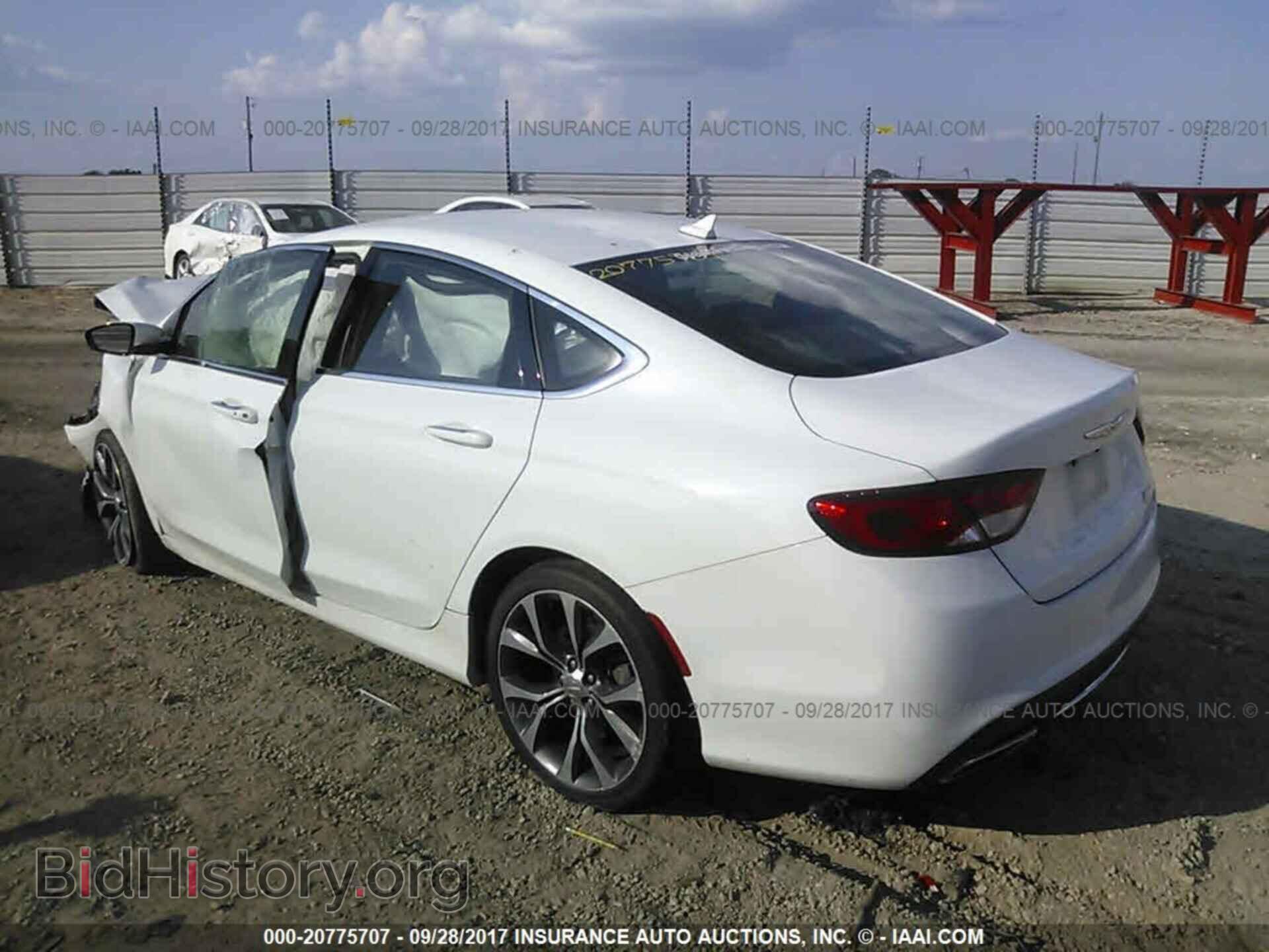 2015 Chrysler 200 - VIN: 1C3CCCCG3FN501351 - Фото 3