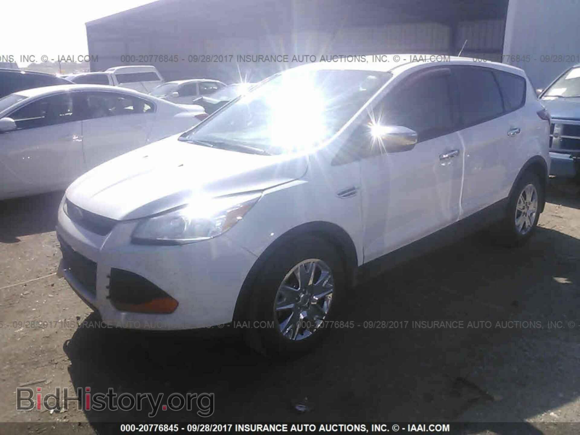 2014 Ford Escape - VIN: 1FMCU0F76EUD08842 - Photo 2