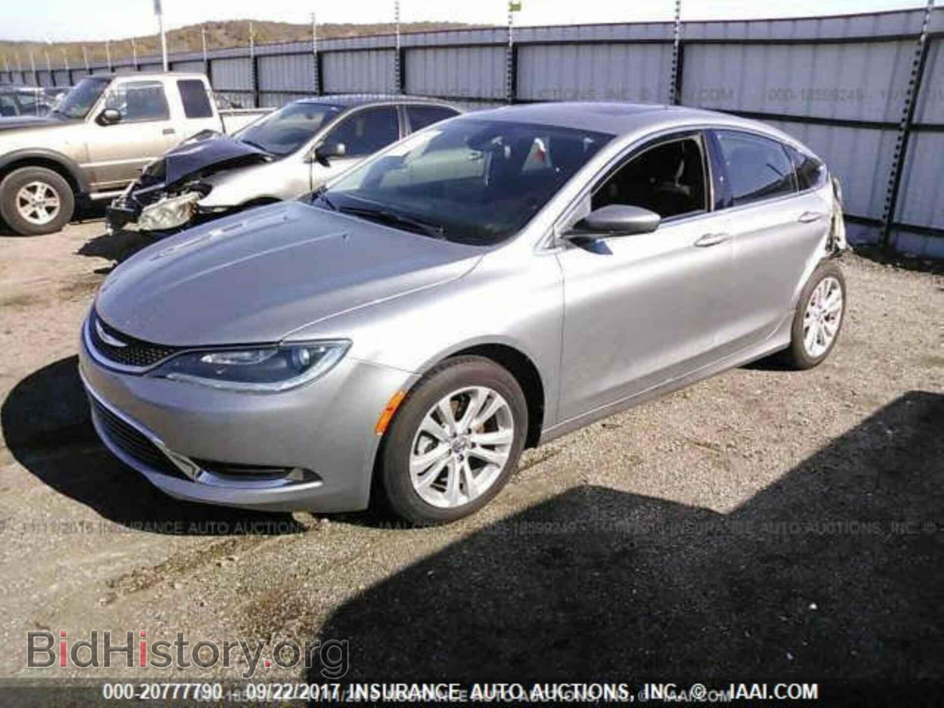 2015 Chrysler 200 - VIN: 1C3CCCAB9FN695116 - Фото 2