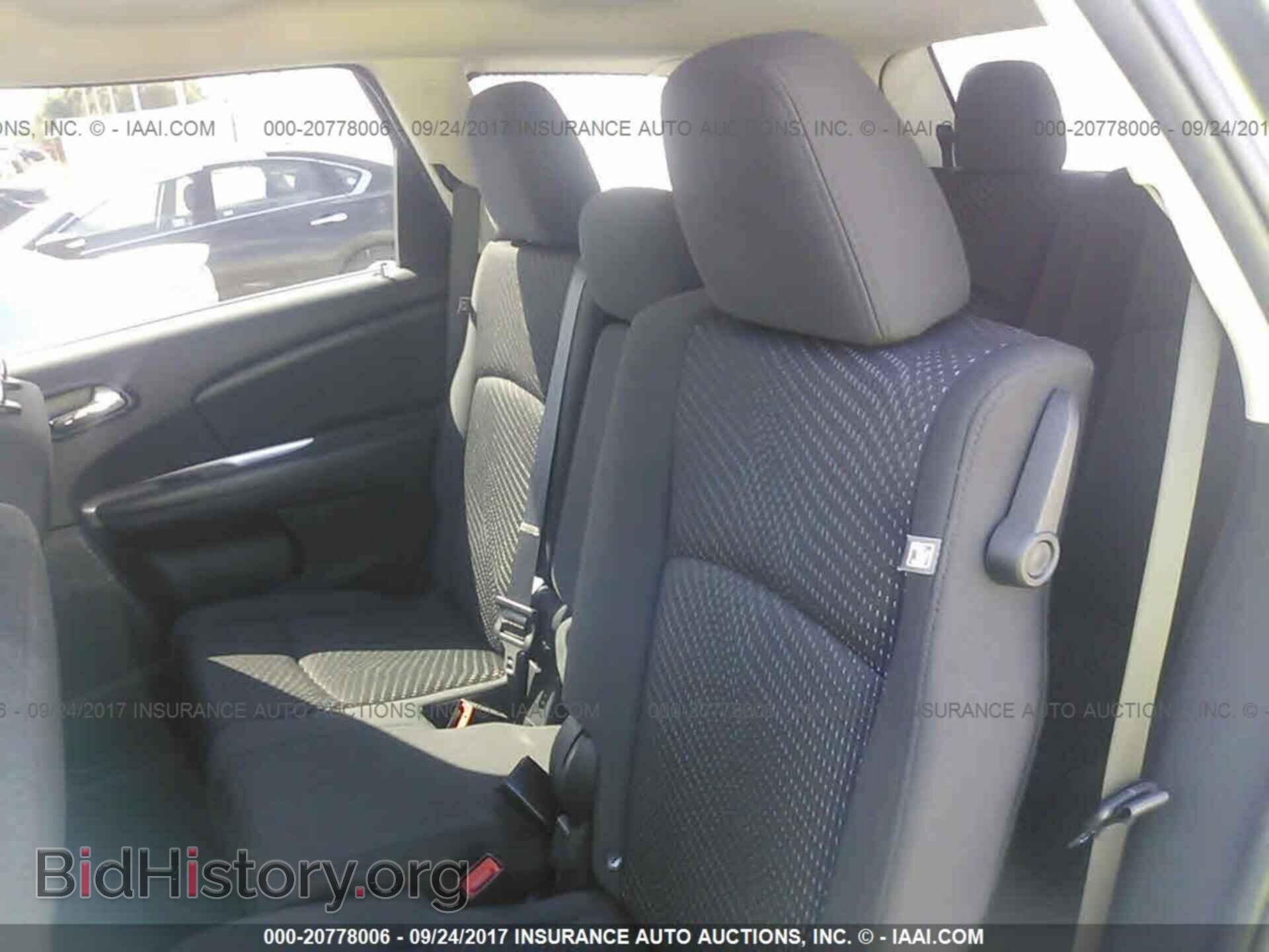 2017 Dodge Journey - VIN: 3C4PDCBG9HT537575 - Фото 8