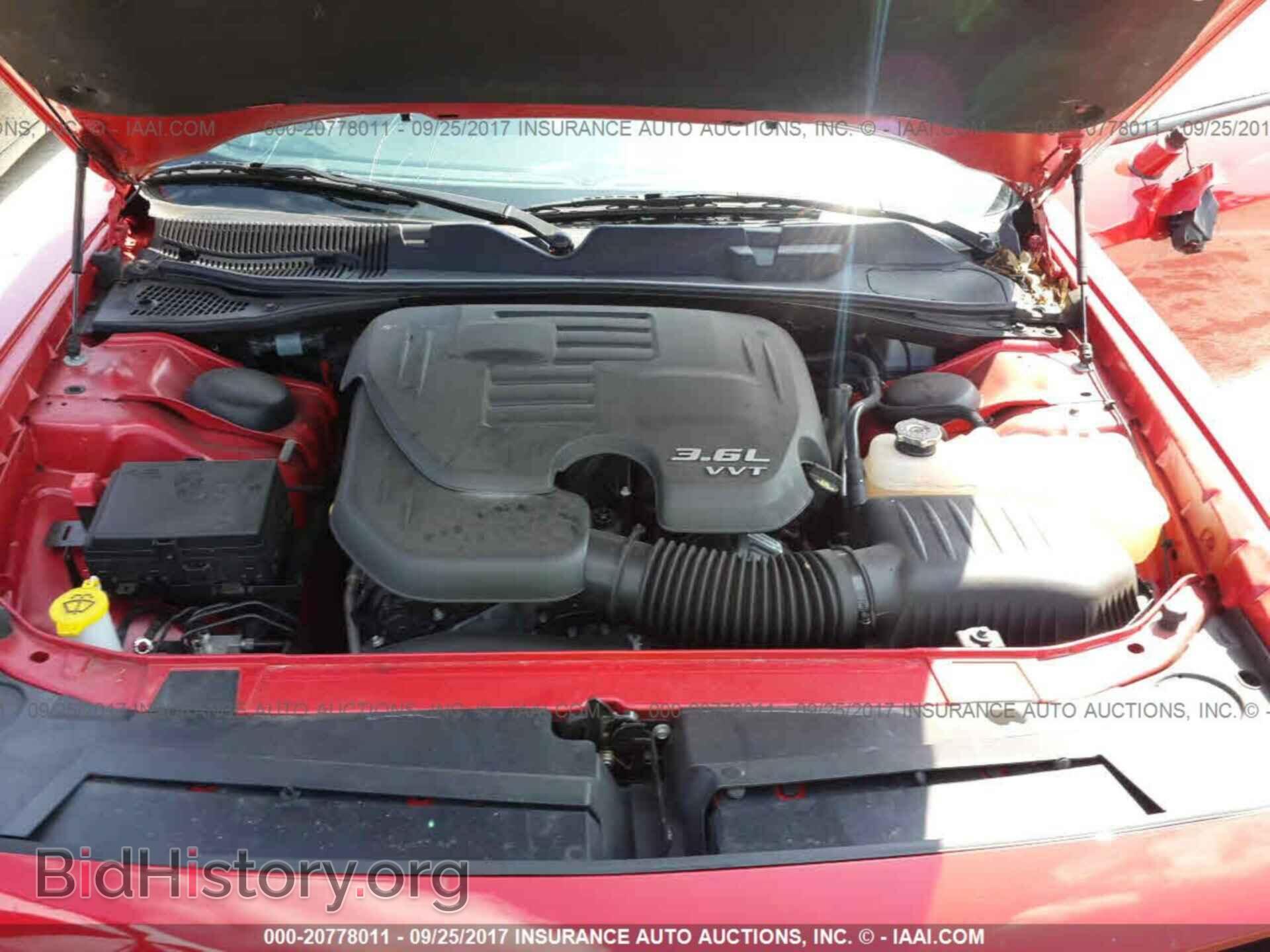 2016 Dodge Challenger - VIN: 2C3CDZAG8GH344557 - Photo 10