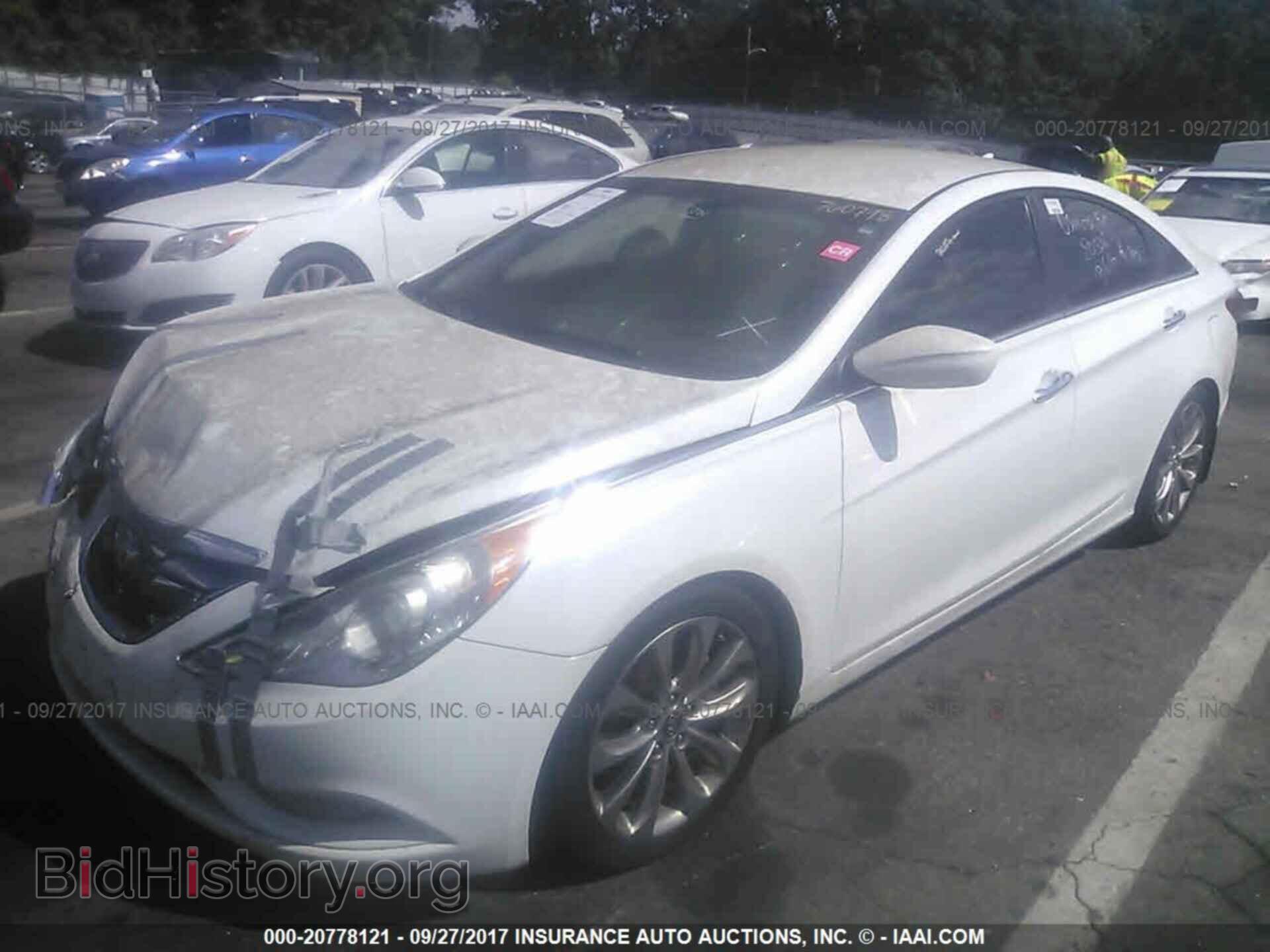 2012 Hyundai Sonata - VIN: 5NPEC4AB2CH446467 - Photo 2