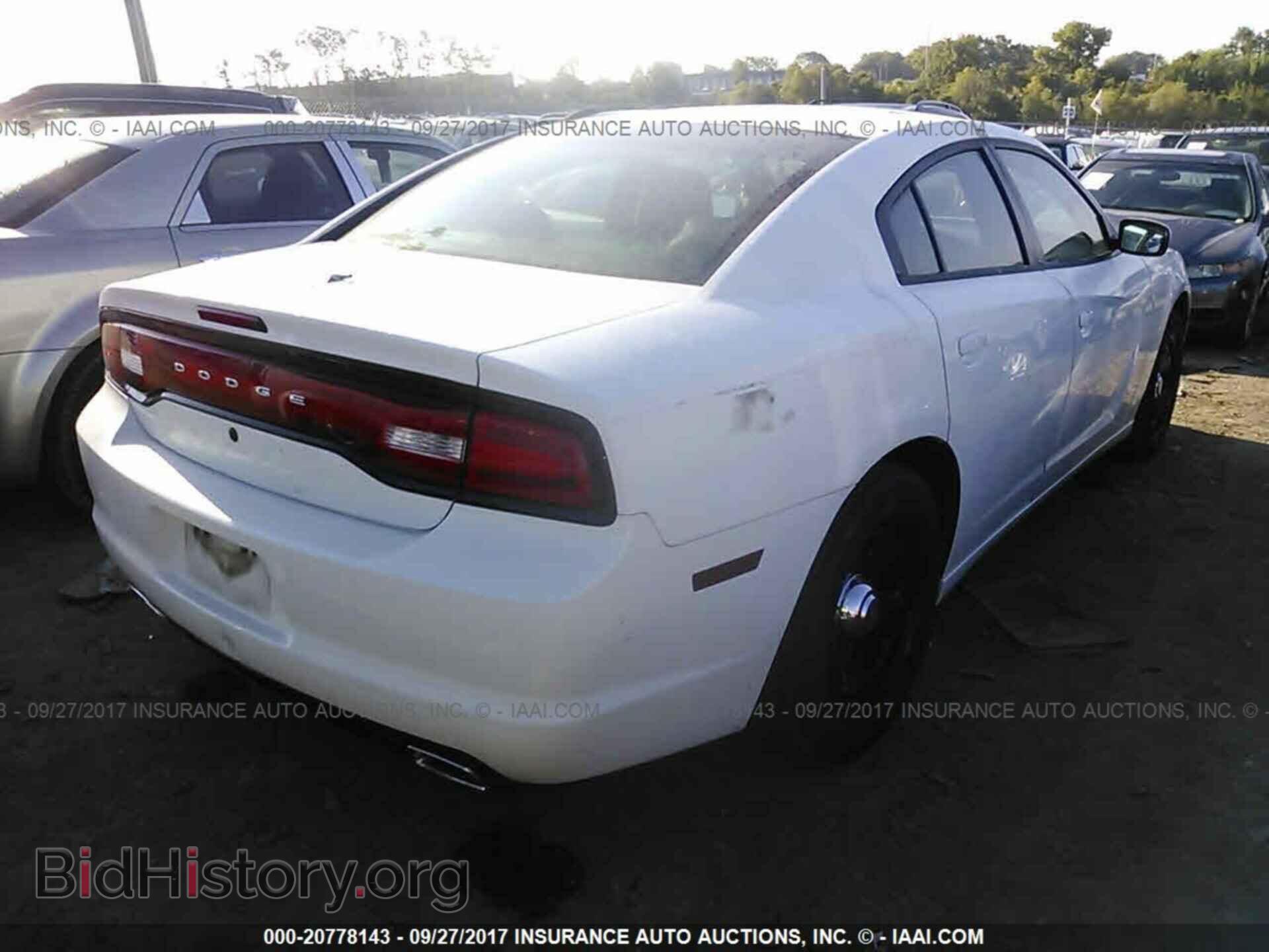 2013 Dodge Charger - VIN: 2C3CDXAG1DH532112 - Photo 4