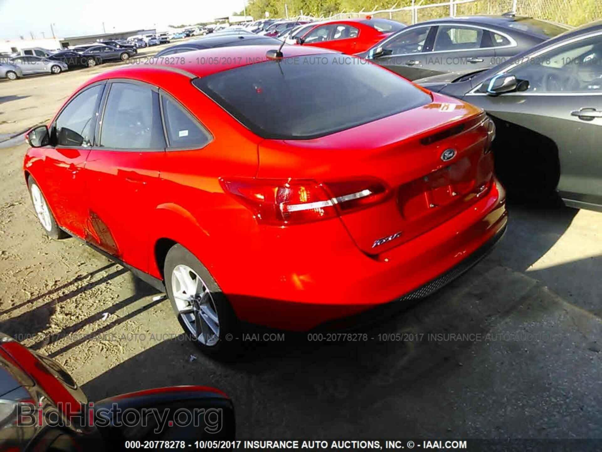 2016 Ford Focus - VIN: 1FADP3F25GL285638 - Фото 3