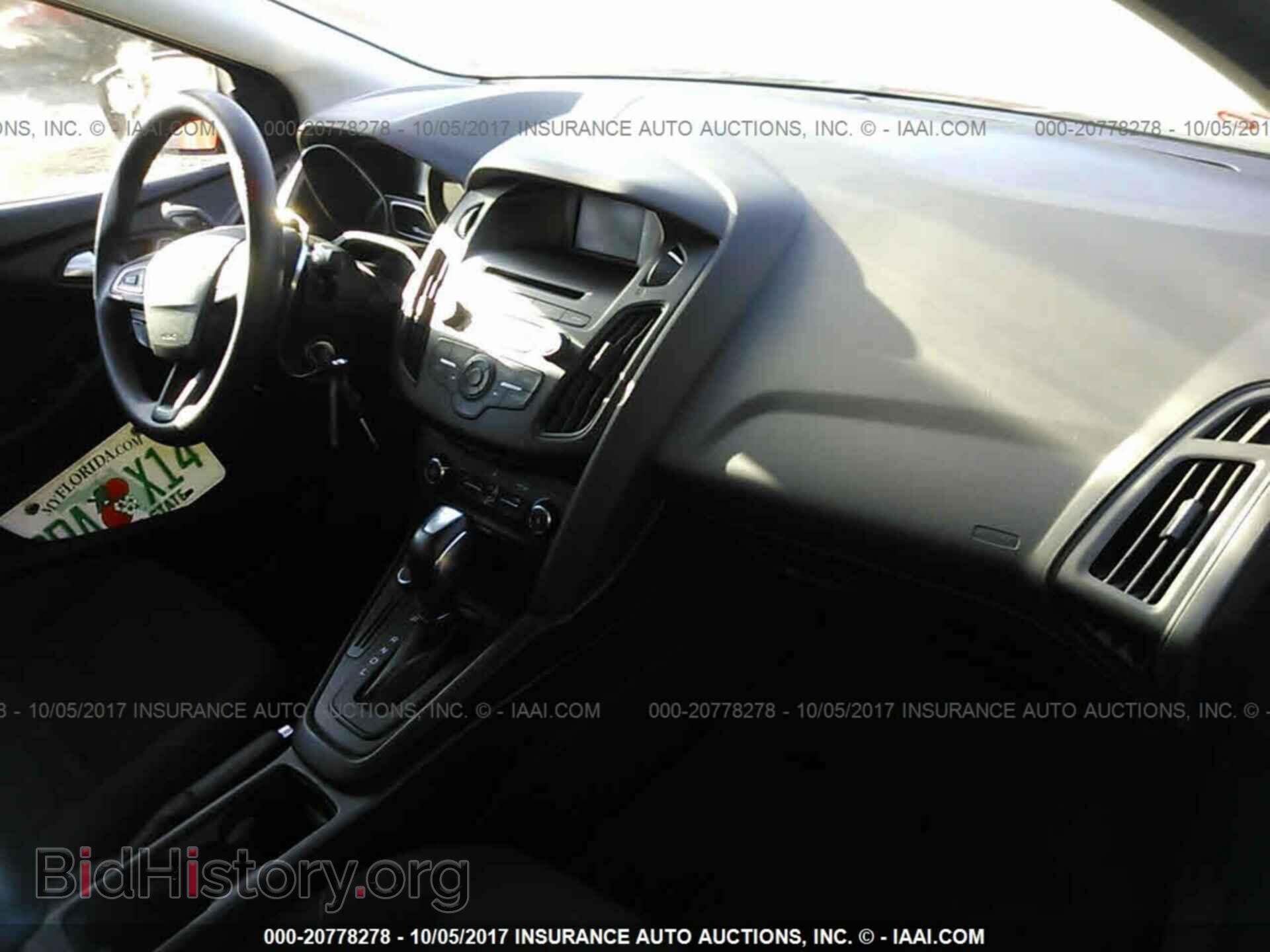 2016 Ford Focus - VIN: 1FADP3F25GL285638 - Фото 5