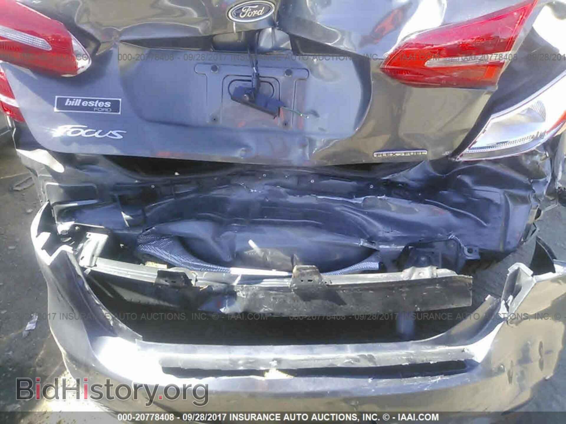 2016 Ford Focus - VIN: 1FADP3E22GL358823 - Photo 6