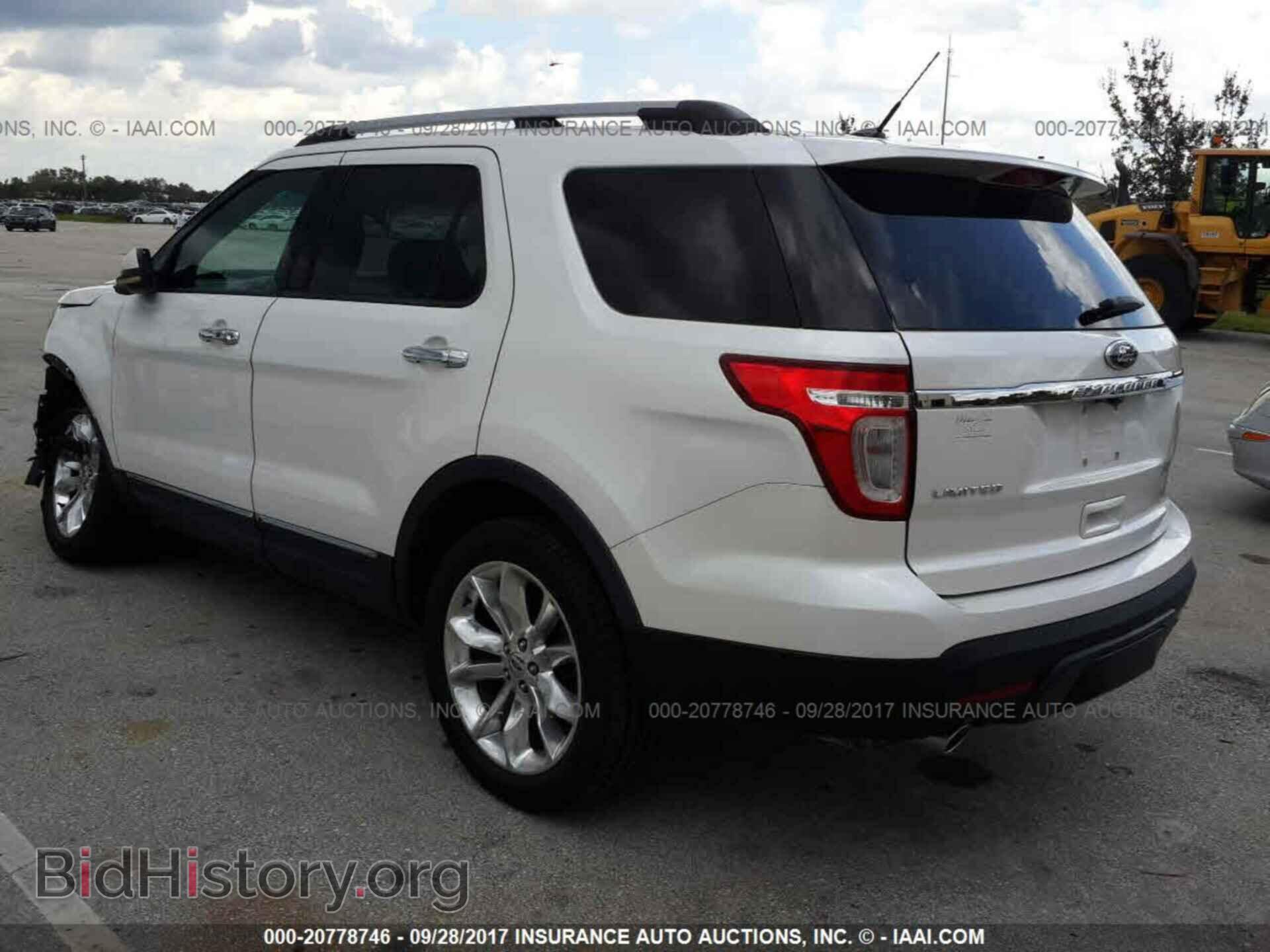 2011 Ford Explorer - VIN: 1FMHK8F88BGA05039 - Фото 3