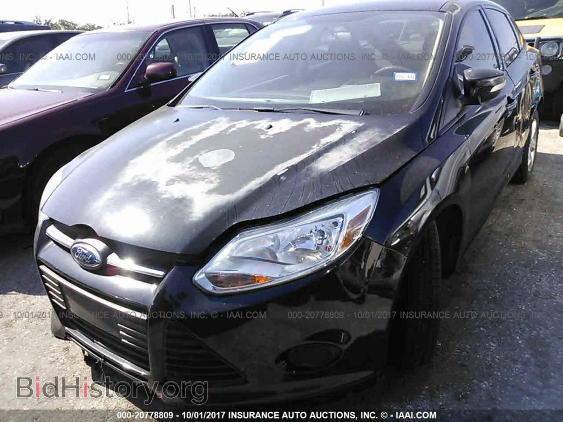 2013 Ford Focus - VIN: 1FADP3F22DL270848 - Photo 2