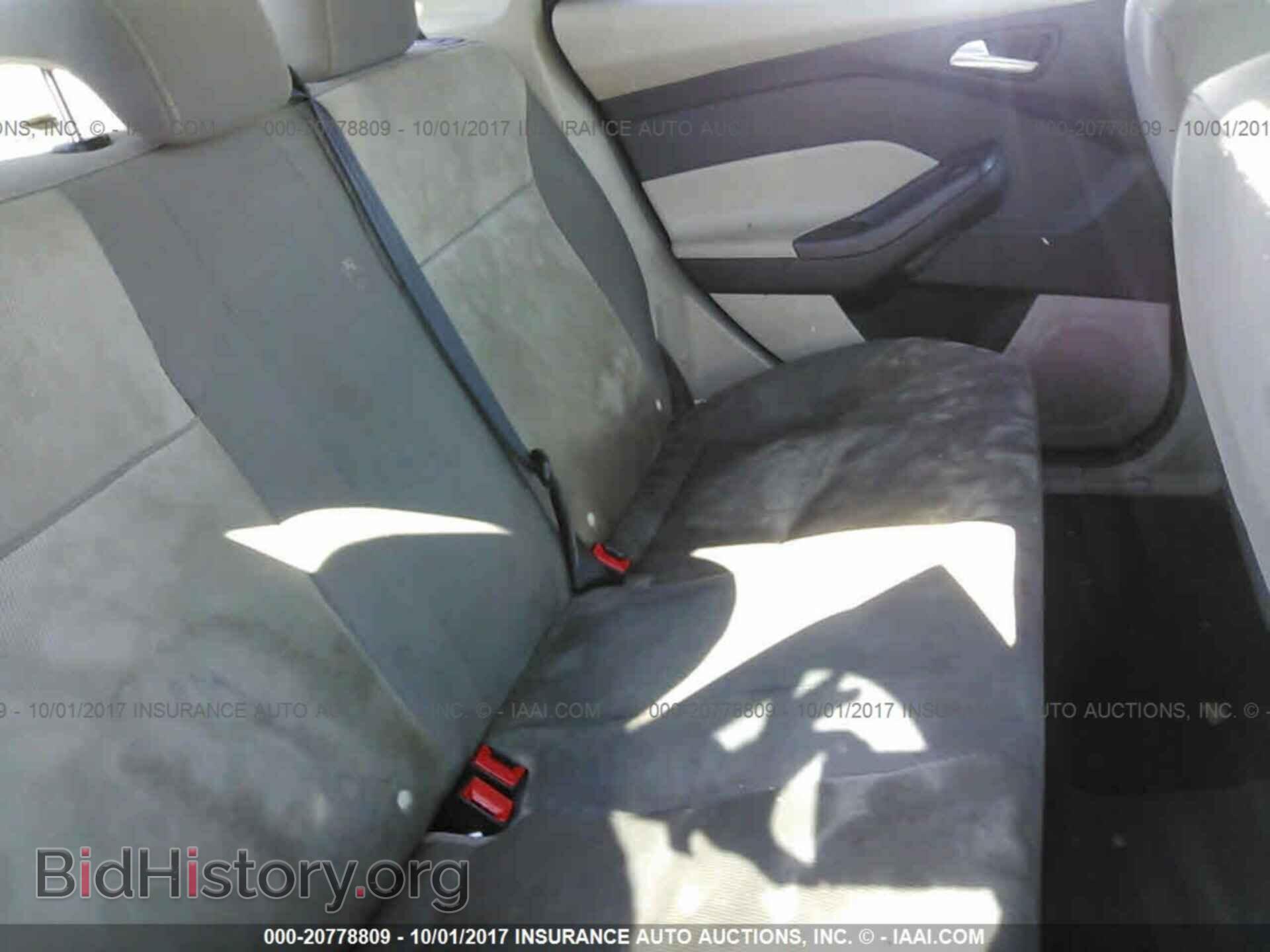 2013 Ford Focus - VIN: 1FADP3F22DL270848 - Photo 8