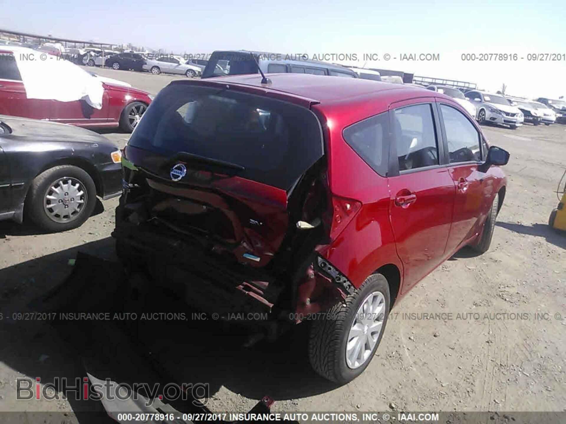 2015 Nissan Versa note - VIN: 3N1CE2CP5FL417275 - Фото 4