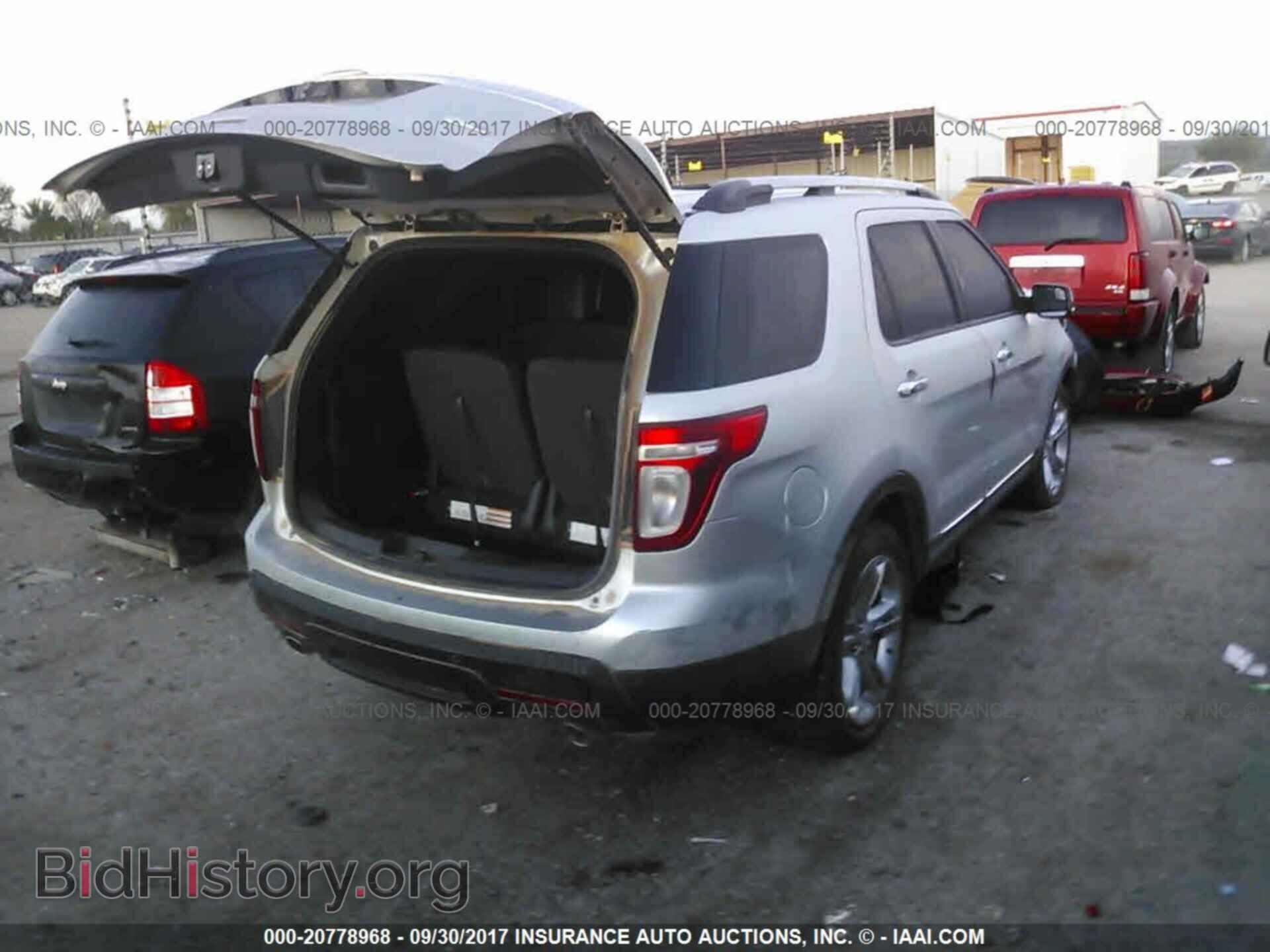2014 Ford Explorer - VIN: 1FM5K8F81EGC08992 - Фото 4