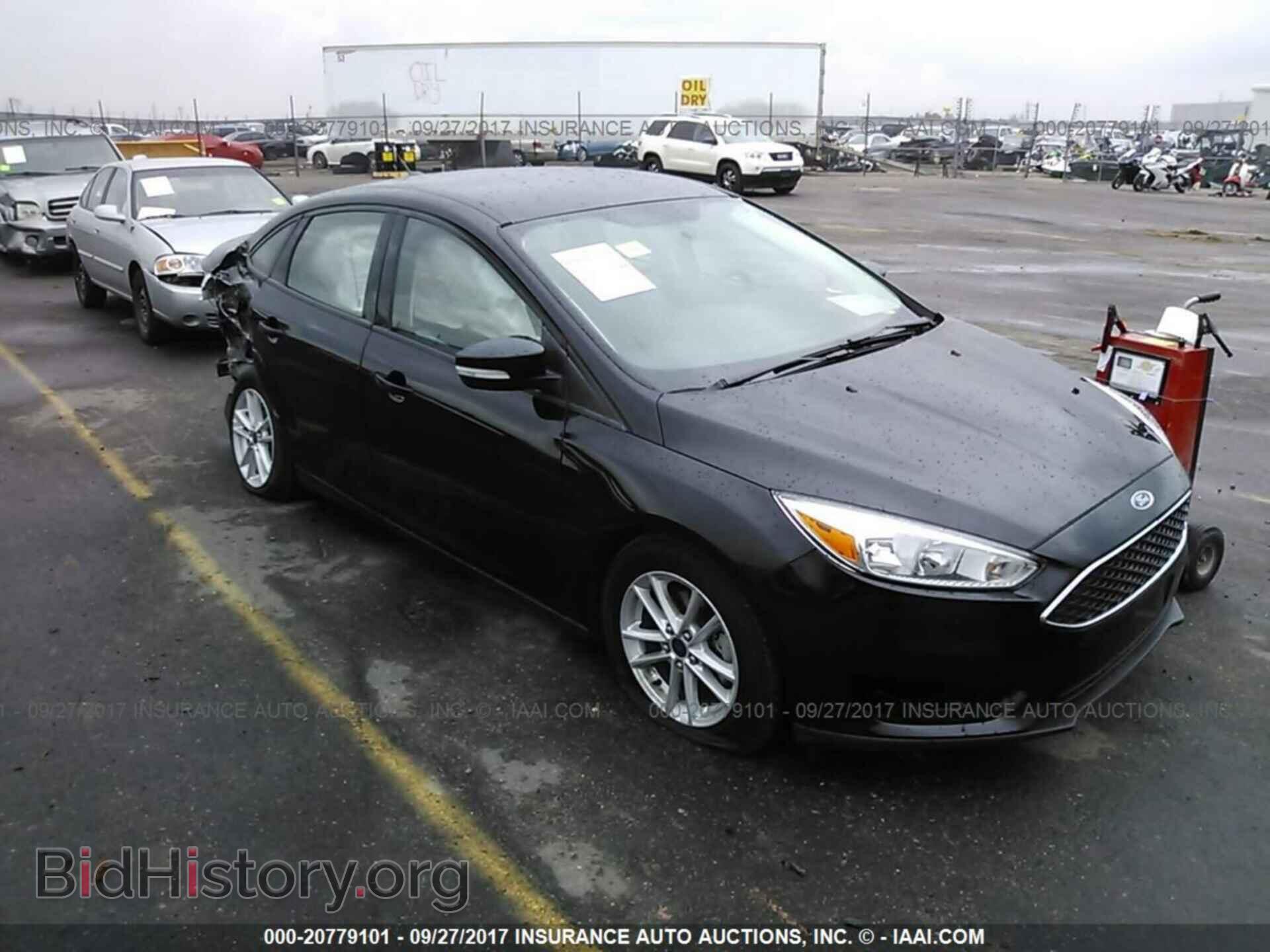 Photo 1FADP3F24GL217430 - Ford Focus 2016