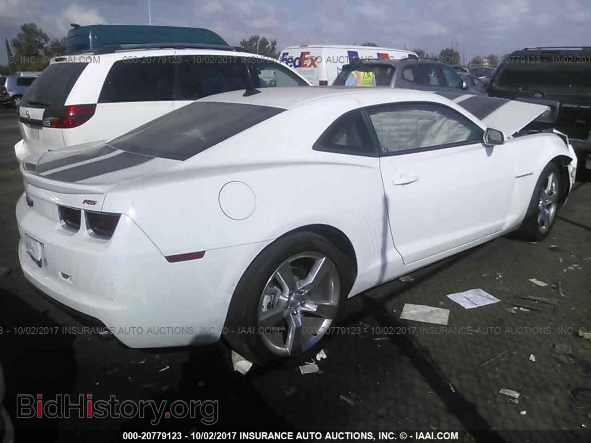 2011 Chevrolet Camaro - VIN: 2G1FB1ED2B9100852 - Фото 4