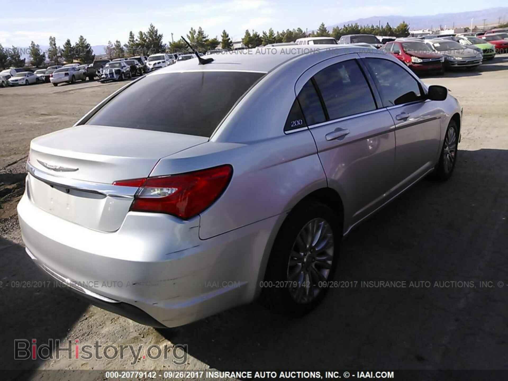 2012 Chrysler 200 - VIN: 1C3CCBAB2CN104503 - Фото 4
