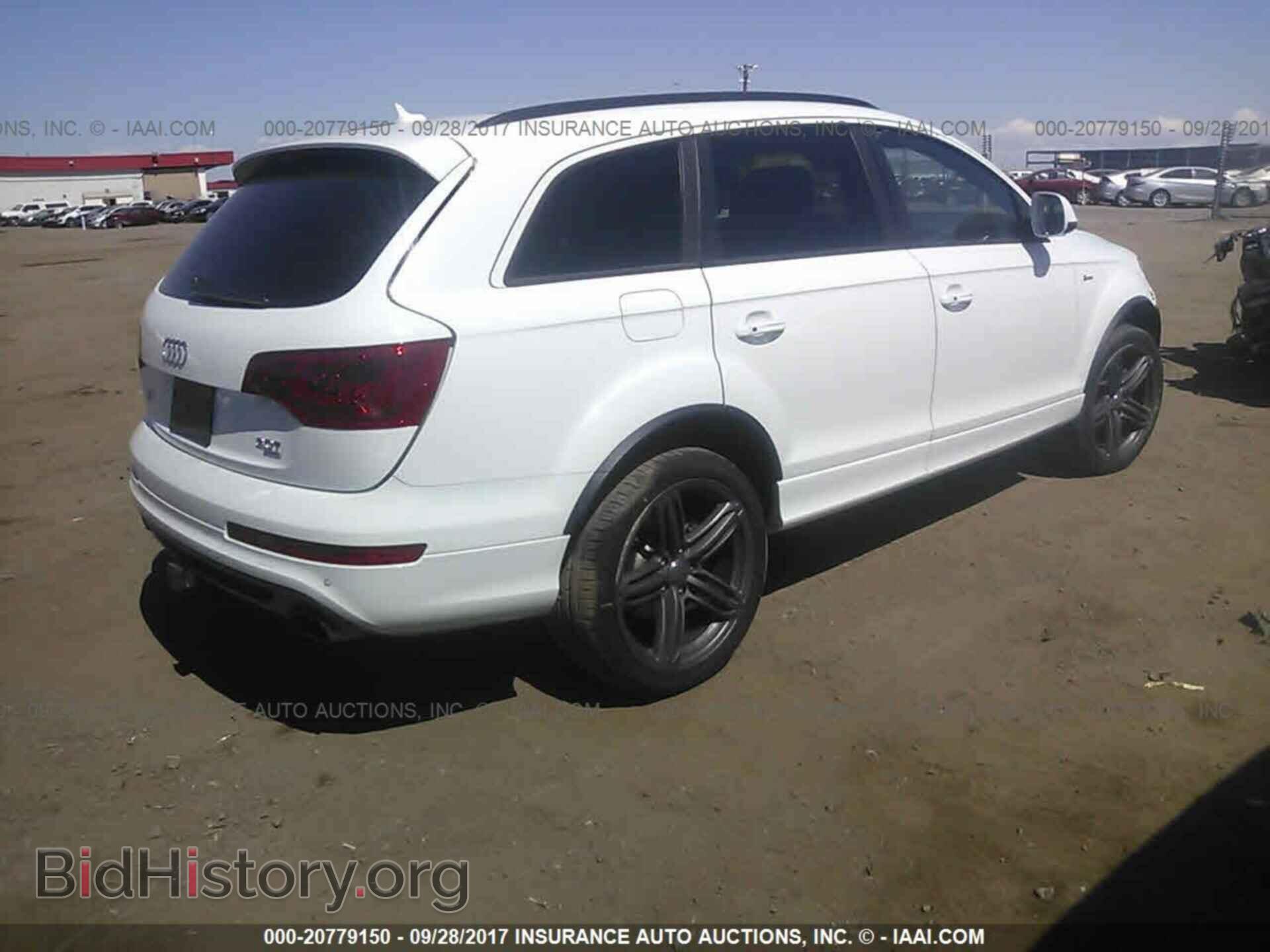 2014 Audi Q7 - VIN: WA1DGAFEXED000751 - Фото 4