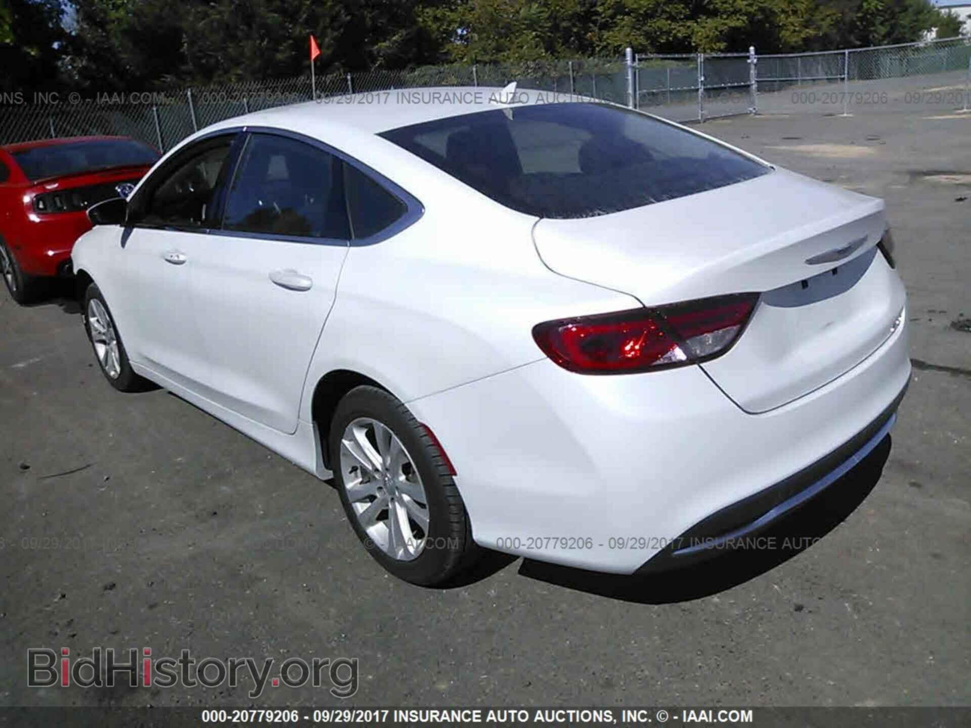 2015 Chrysler 200 - VIN: 1C3CCCAB9FN662097 - Photo 3