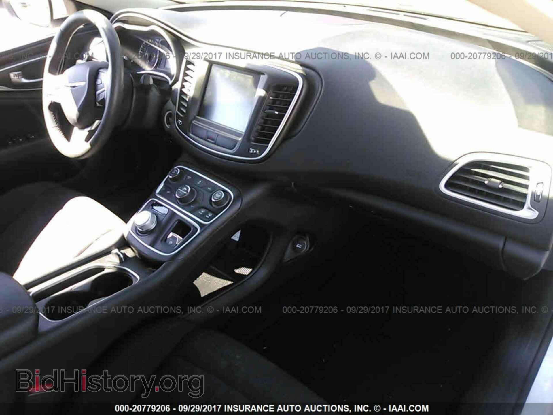 2015 Chrysler 200 - VIN: 1C3CCCAB9FN662097 - Photo 5