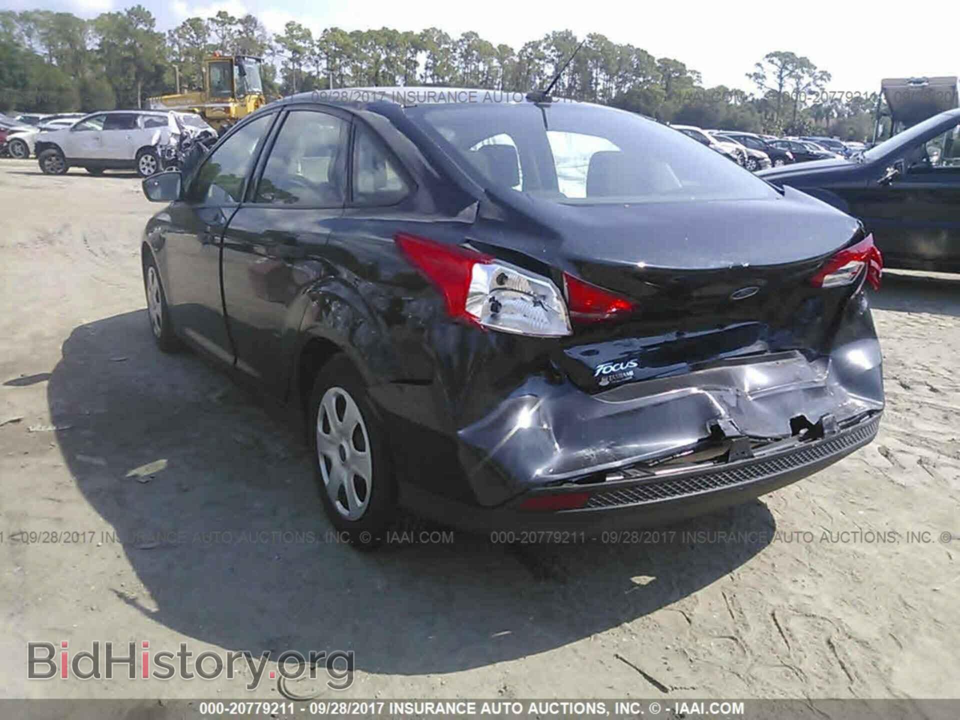 2015 Ford Focus - VIN: 1FADP3E28FL298464 - Фото 3