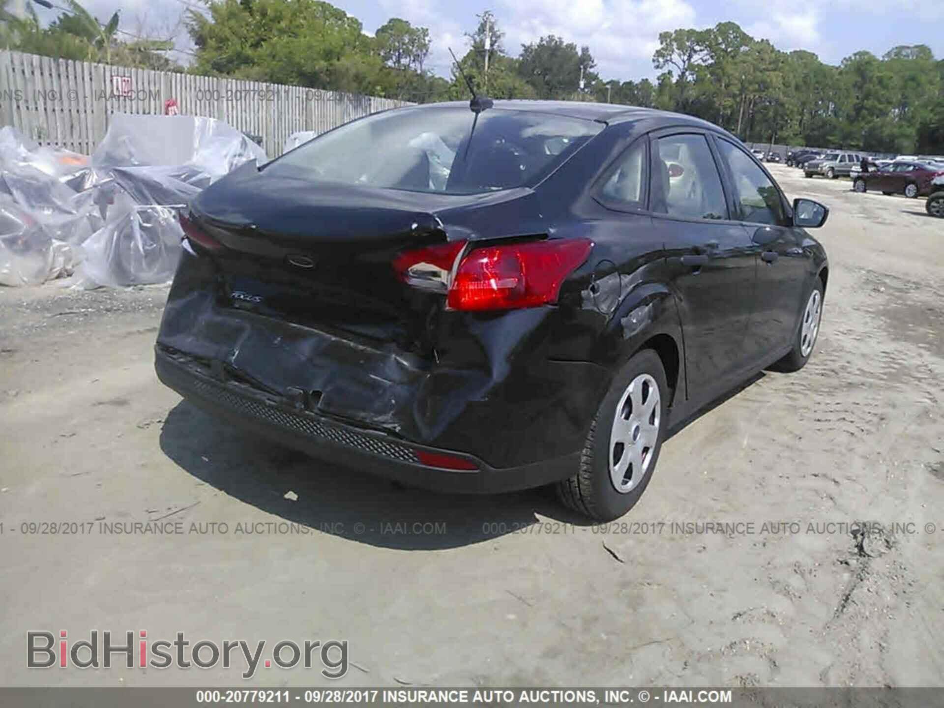 2015 Ford Focus - VIN: 1FADP3E28FL298464 - Фото 4