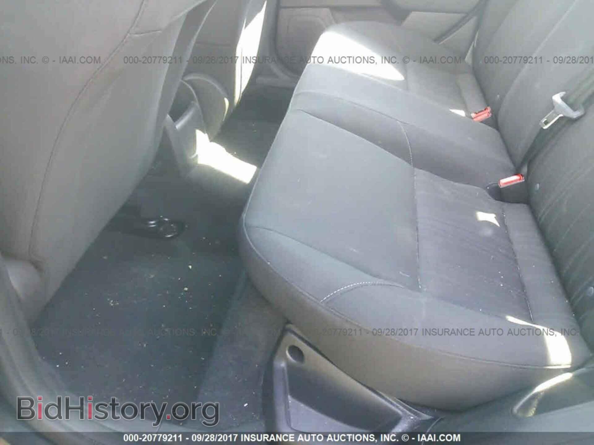 2015 Ford Focus - VIN: 1FADP3E28FL298464 - Фото 8