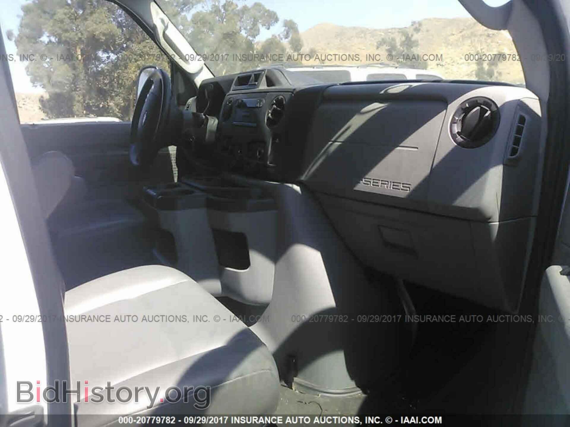 2014 Ford Econoline - VIN: 1FTNE2EL5EDA77629 - Фото 5