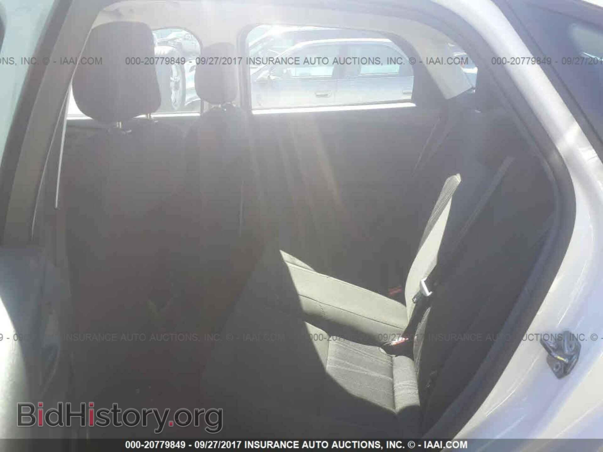 2016 Ford Focus - VIN: 1FADP3E25GL234657 - Photo 8