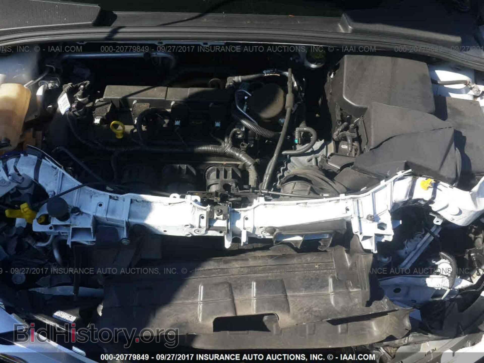 2016 Ford Focus - VIN: 1FADP3E25GL234657 - Photo 10