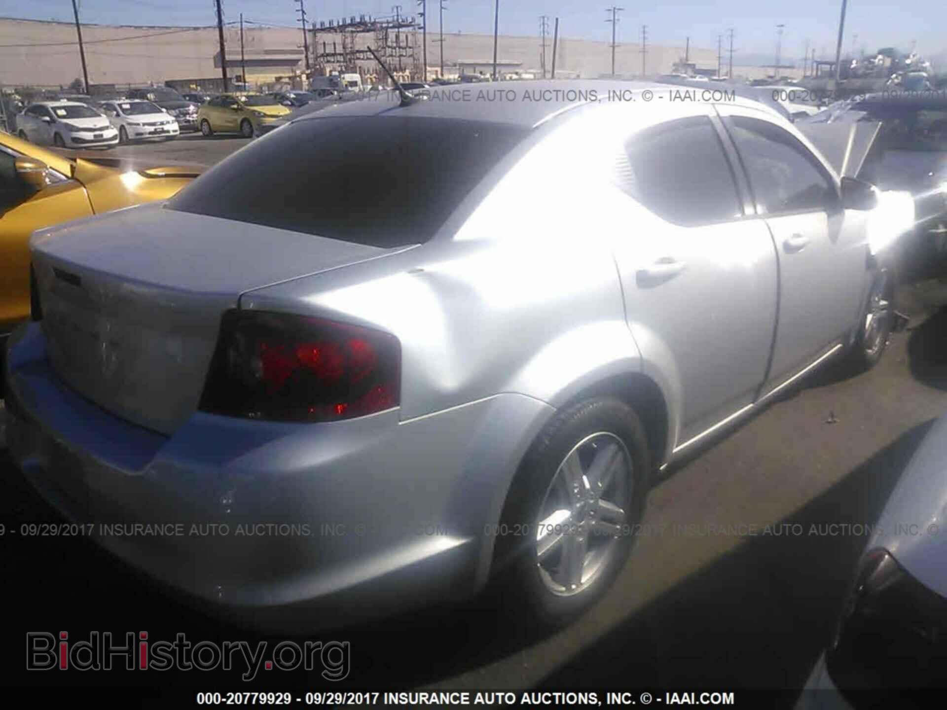 2012 Dodge Avenger - VIN: 1C3CDZCB2CN166020 - Photo 4