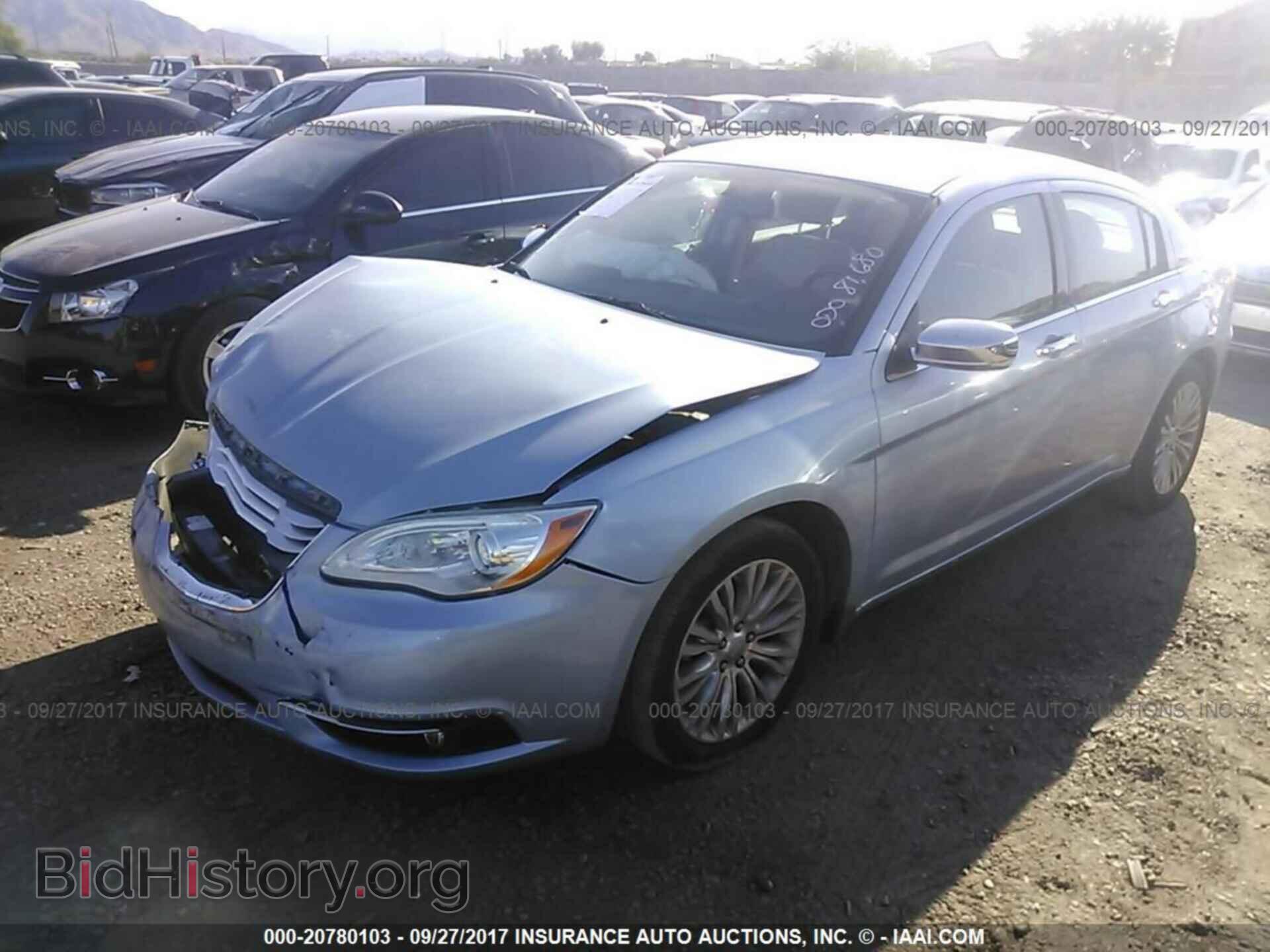 2012 Chrysler 200 - VIN: 1C3CCBCG3CN308090 - Фото 2
