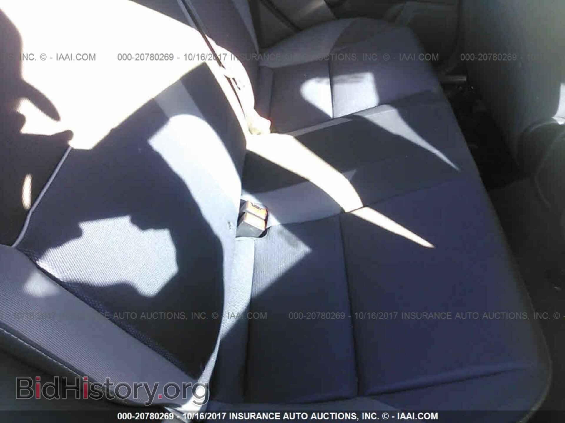 2012 Ford Focus - VIN: 1FAHP3E23CL329701 - Photo 8