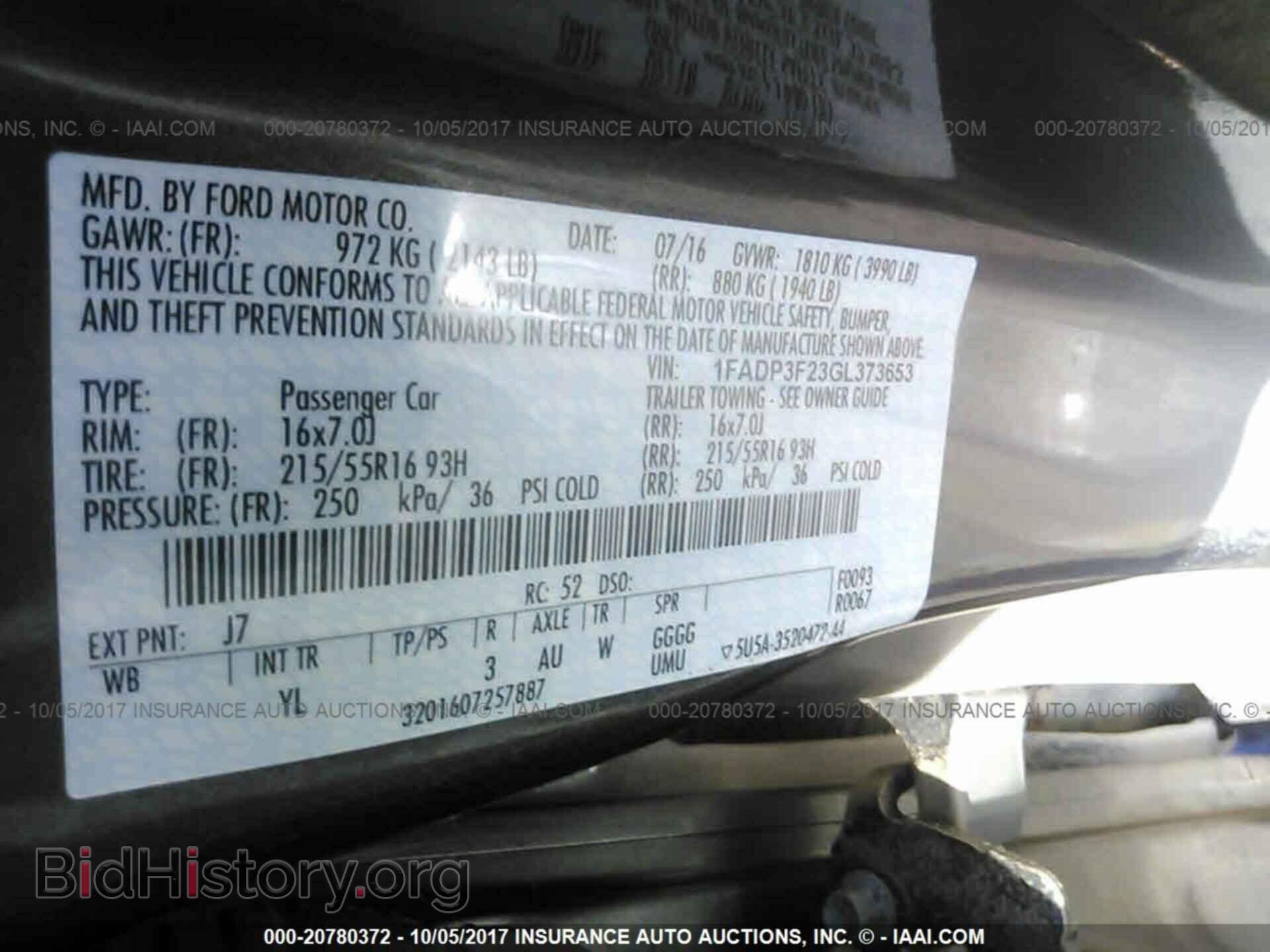 2016 Ford Focus - VIN: 1FADP3F23GL373653 - Photo 9