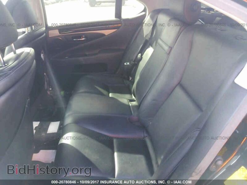 2013 Lexus LS (VIN JTHBL5EF4D5124161) — фото 8 из 10
