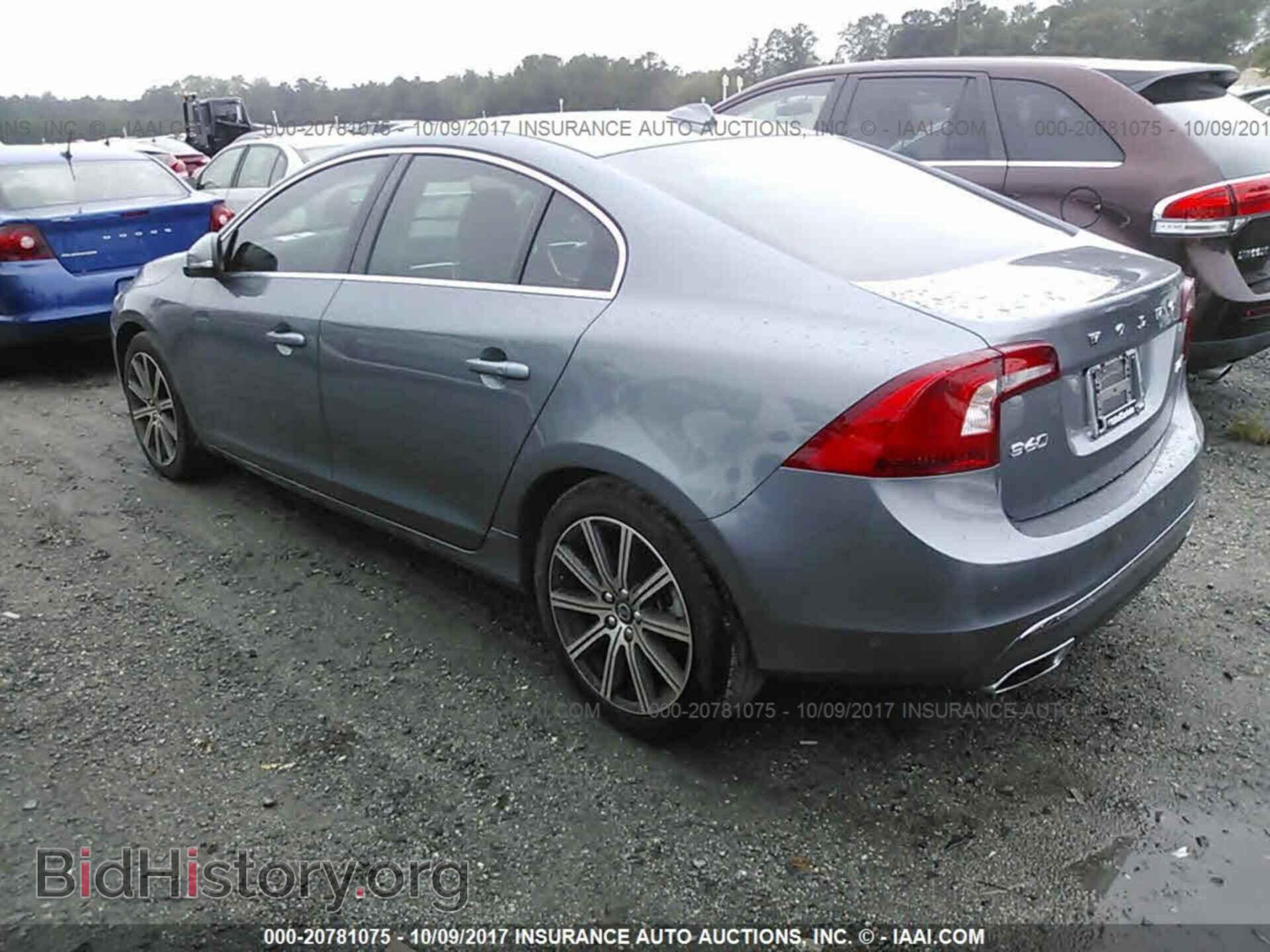 2017 Volvo S60 - VIN: LYV402TK8HB136868 - Фото 3