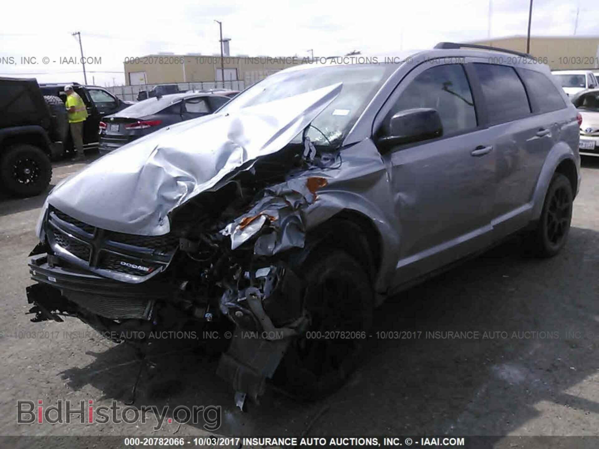 2017 Dodge Journey - VIN: 3C4PDCBB6HT524853 - Фото 2