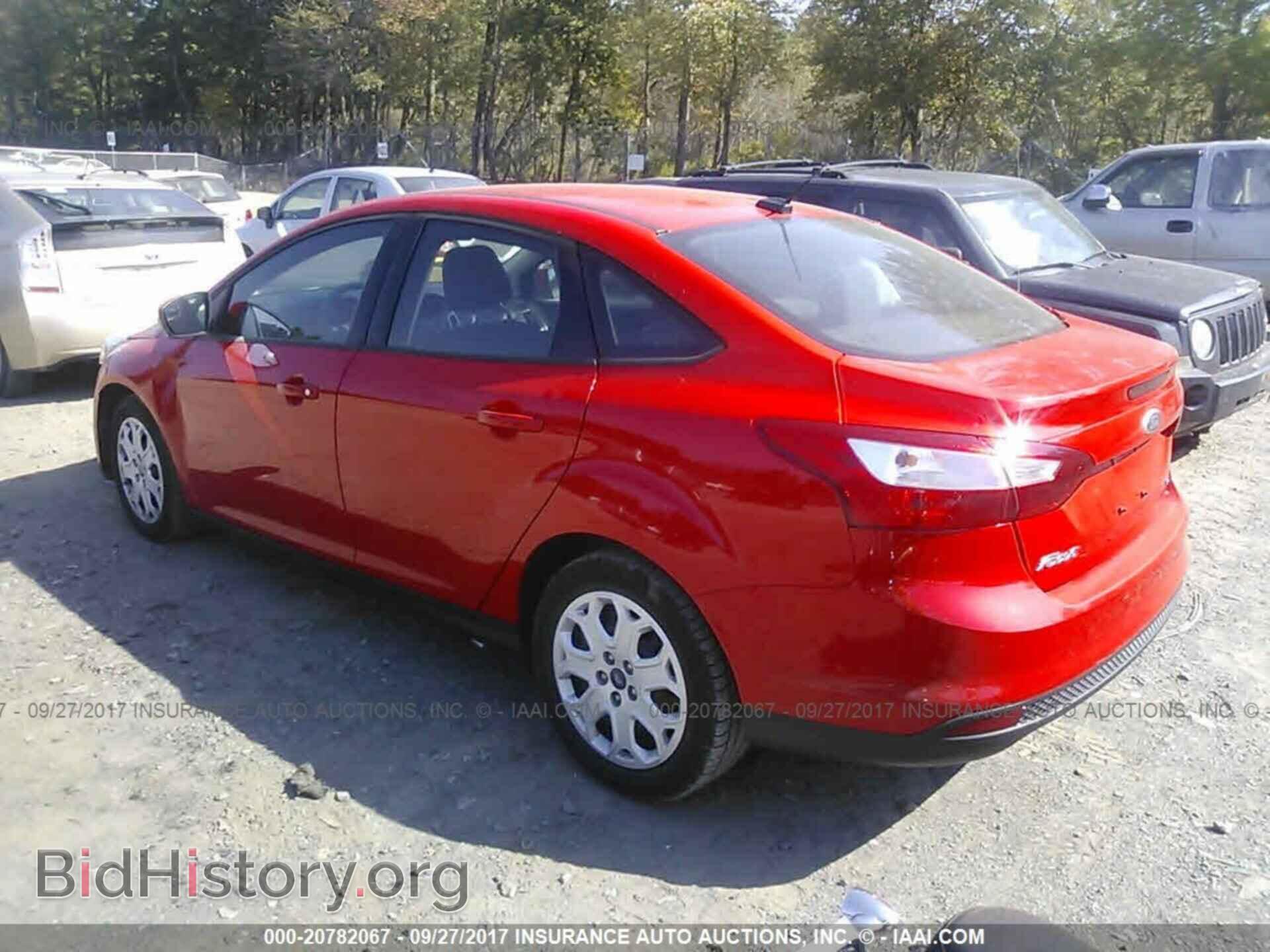 2012 Ford Focus - VIN: 1FAHP3F29CL307068 - Фото 3