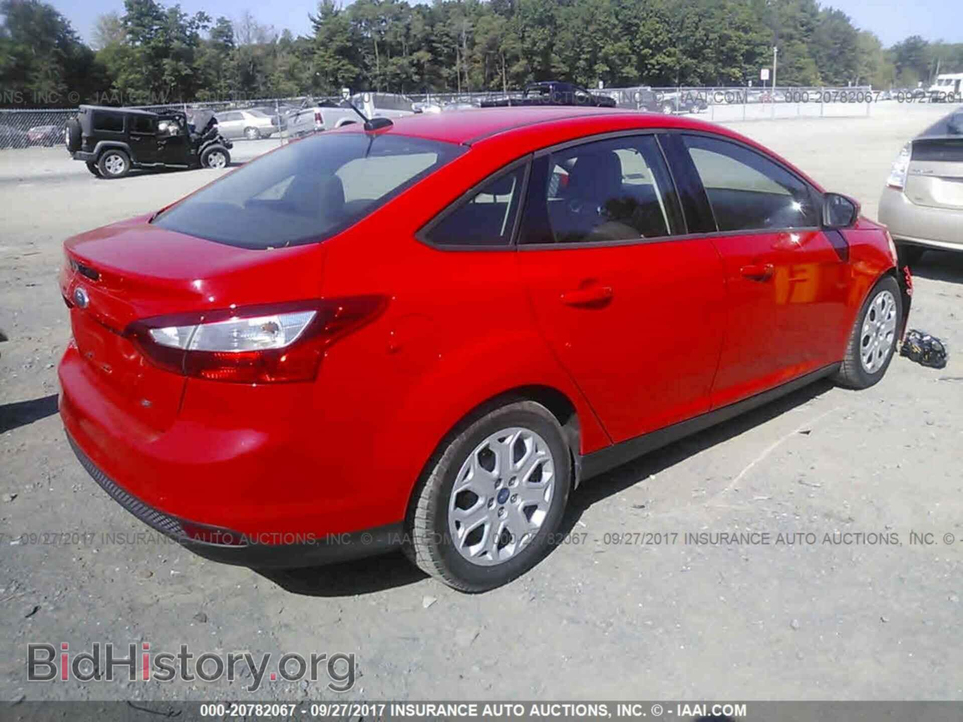 2012 Ford Focus - VIN: 1FAHP3F29CL307068 - Фото 4