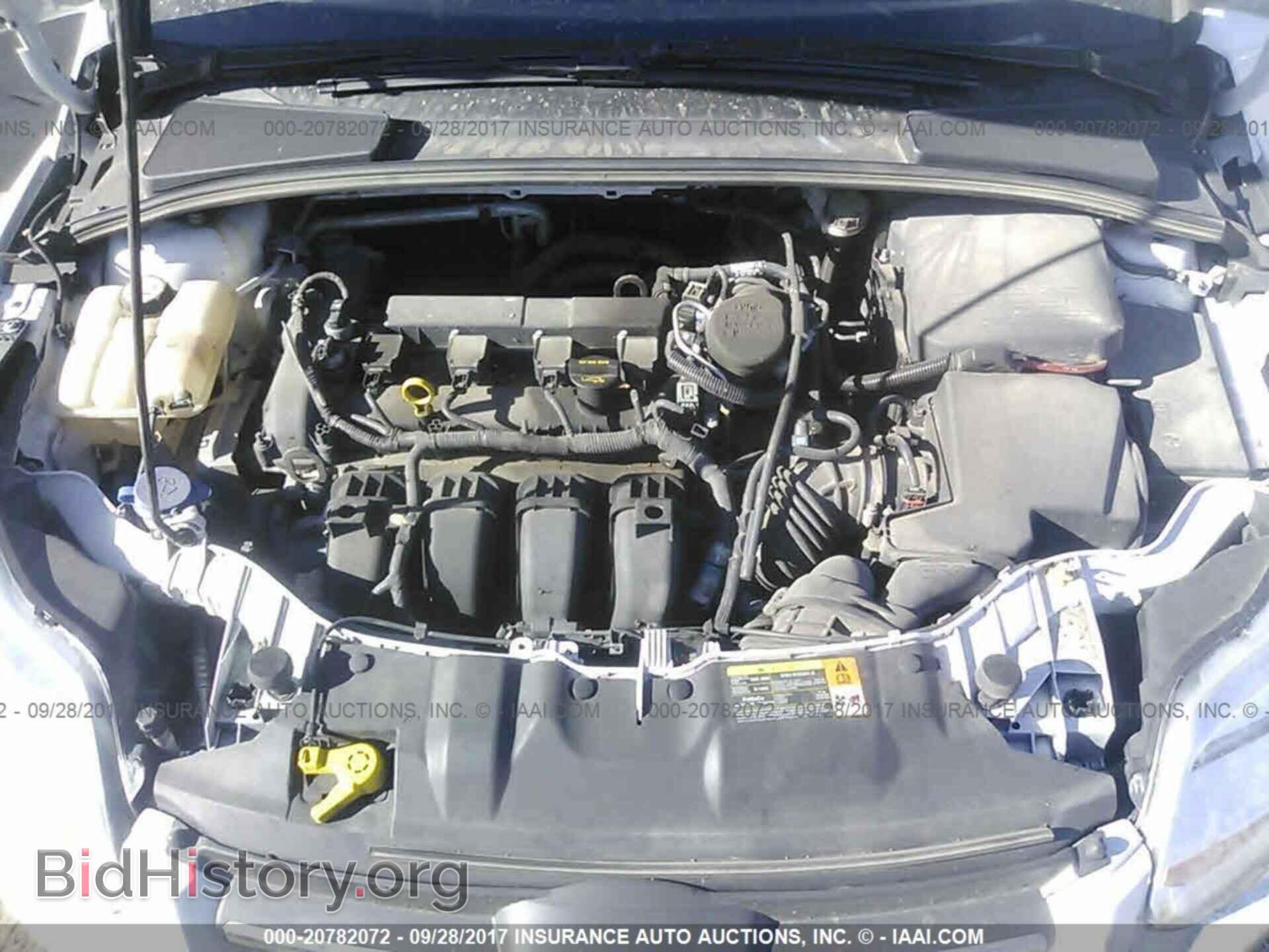 2012 Ford Focus - VIN: 1FAHP3F2XCL442527 - Photo 10