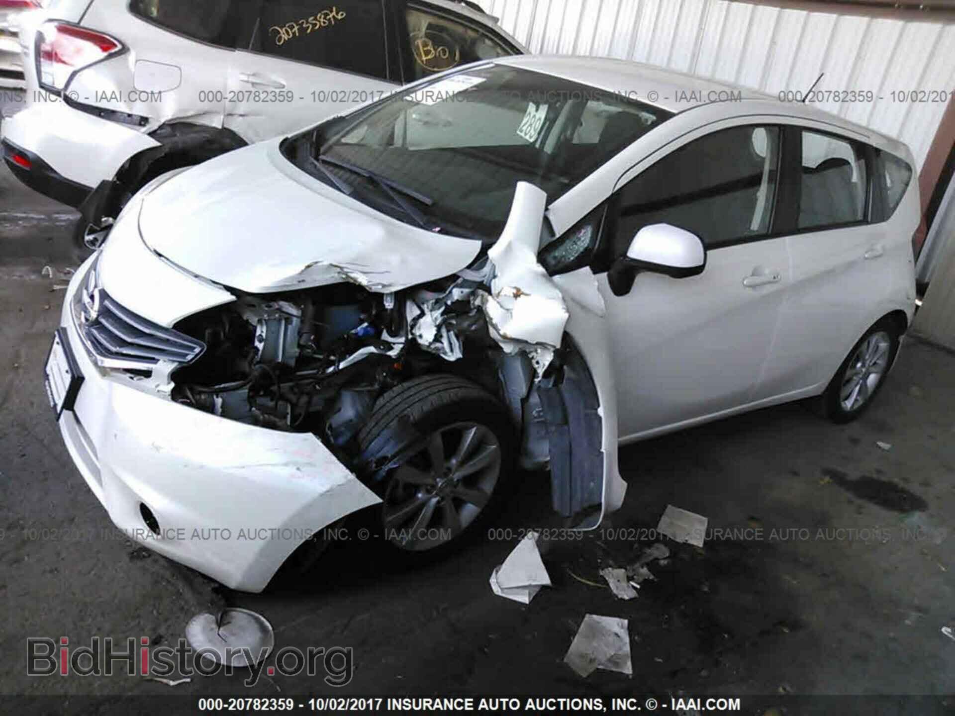 2014 Nissan Versa note - VIN: 3N1CE2CP1EL403775 - Photo 2